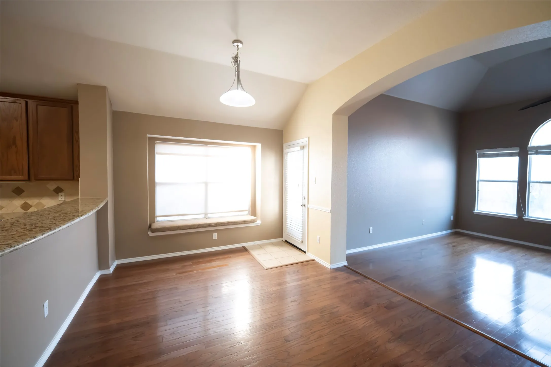 Single Family Residence For Rent in Denton County , 5521 Riverview Drive, The Colony, Texas 75056, 4 Bedroom, 2 Bathroom, 2 Garage spaces, 2,094 Sqft, built in 2001, mls#21387510, Real Estate Agent in The Colony, Homes For Rent in Denton county, Homes For Rent in The Colony, Realtor in The Colony Texas, Real Estate Brokerage Independent Realty Texas, Luminita Cordes Realtor