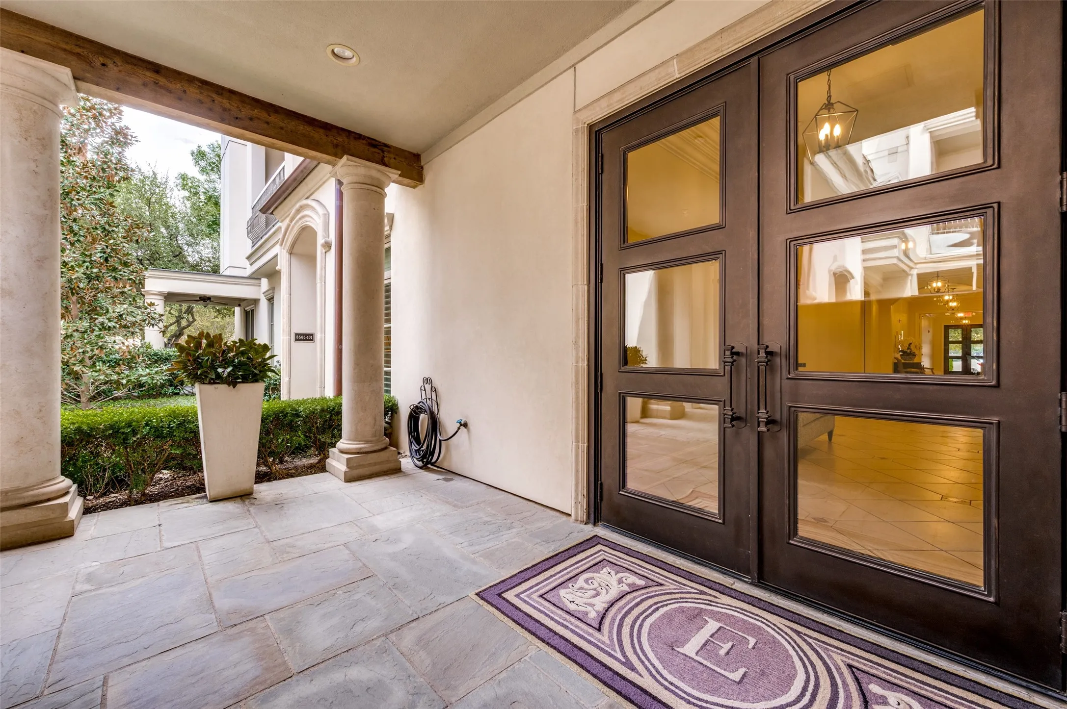 Condominium For Sale in Dallas County , 8505 Edgemere Road 202, Dallas, Texas 75225, 2 Bedroom, 3 Bathroom, 2 Garage spaces, 2,591 Sqft, built in 2004, mls#21385658, Real Estate Agent in Dallas, Homes For Sale in Dallas county, Homes For Sale in Dallas, Realtor in Dallas Texas, Real Estate Brokerage Independent Realty Texas, Luminita Cordes Realtor