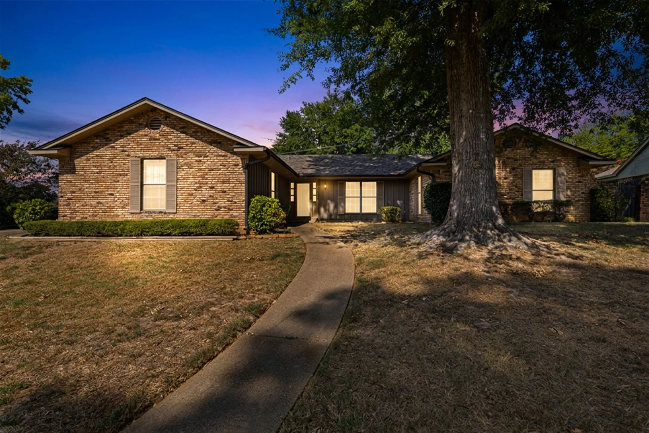 Single Family Residence For Sale