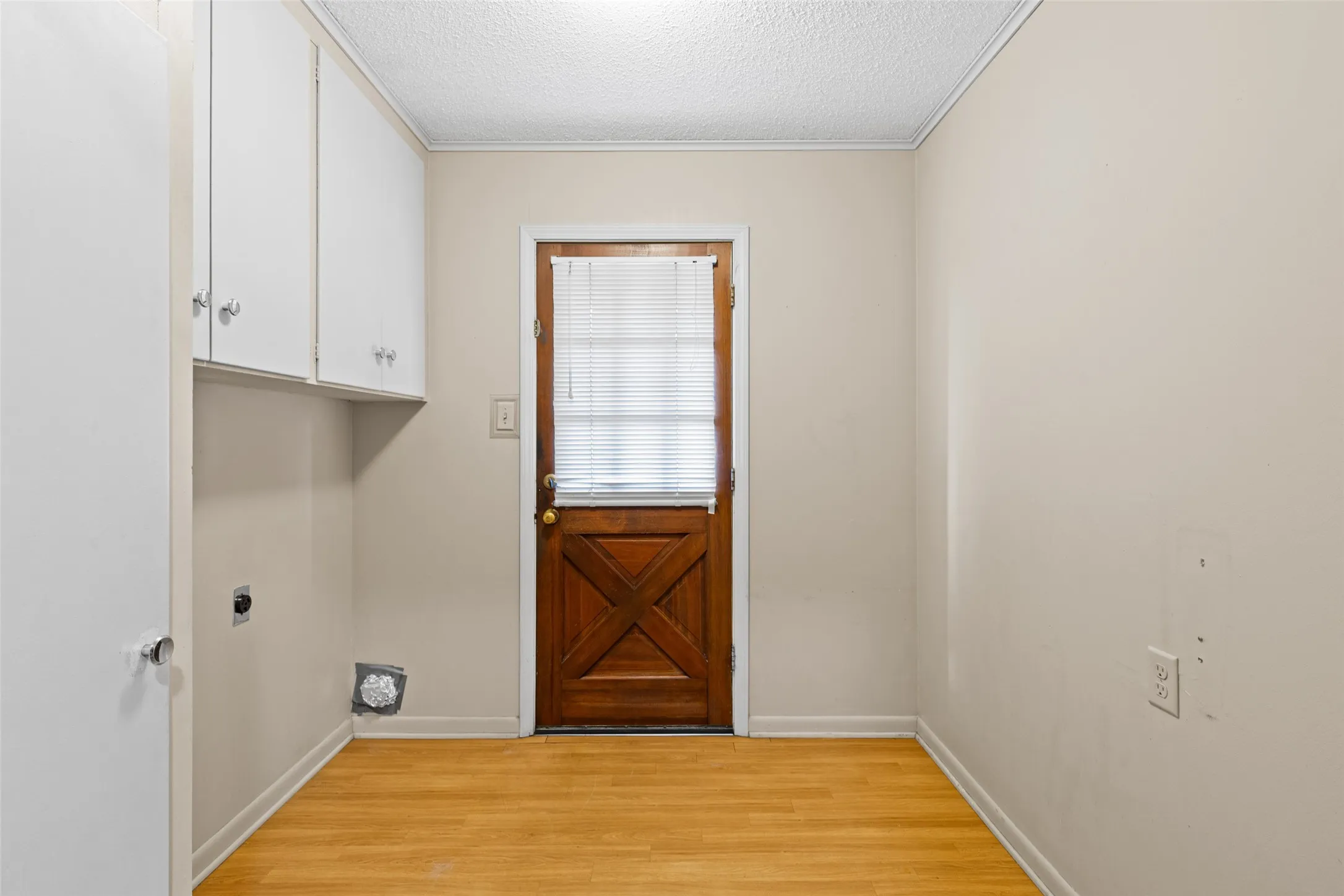 Single Family Residence For Sale in Gregg County , 515 Berkshire Drive, Longview, Texas 75605, 4 Bedroom, 3 Bathroom, Garage spaces, 2,599 Sqft, built in 1970, mls#21387612, Real Estate Agent in Longview, Homes For Sale in Gregg county, Homes For Sale in Longview, Realtor in Longview Texas, Real Estate Brokerage Independent Realty Texas, Luminita Cordes Realtor