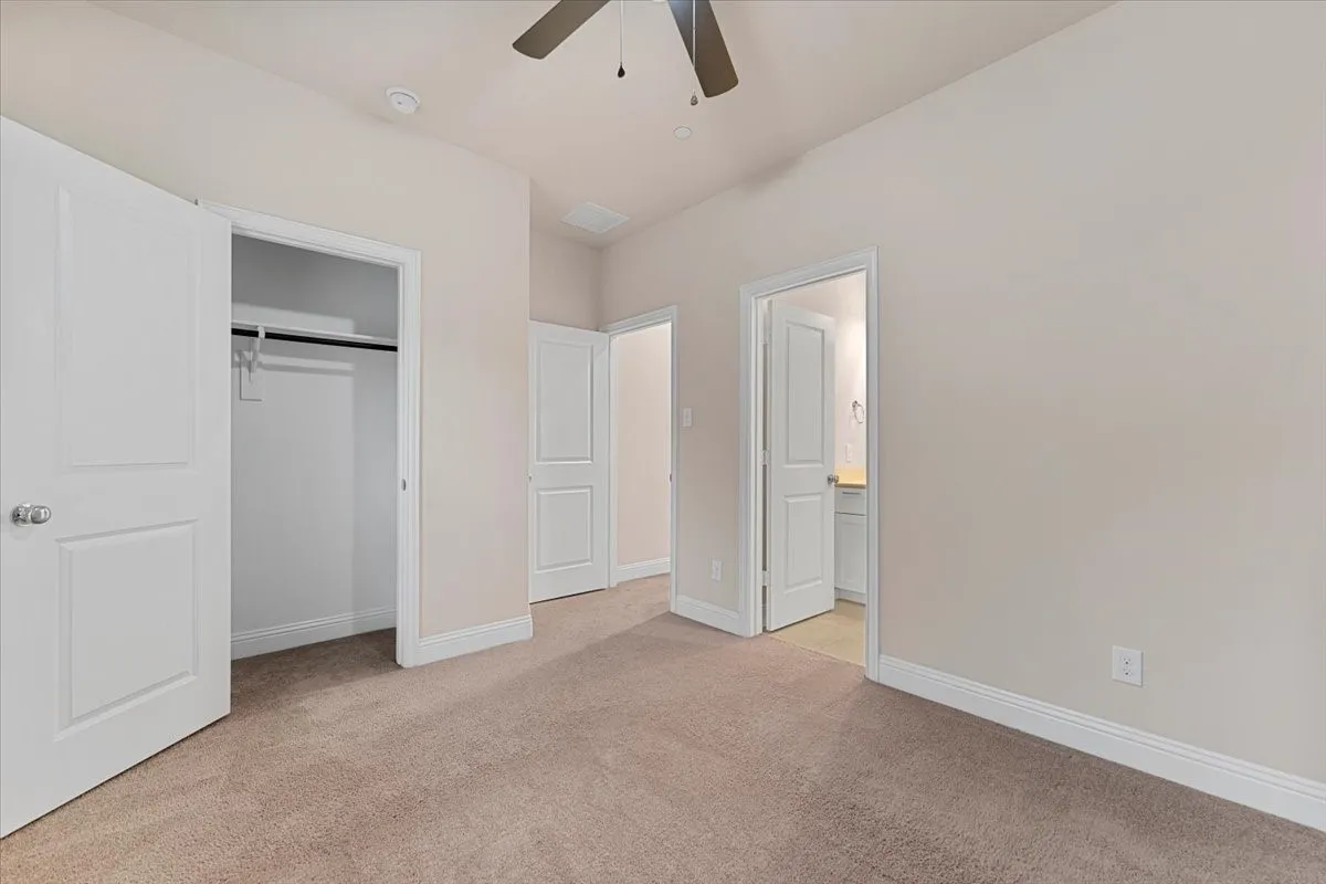 Single Family Residence For Rent in Collin County , 207 Congaree Road, Allen, Texas 75002, 4 Bedroom, 4 Bathroom, 2 Garage spaces, 2,001 Sqft, built in 2020, mls#21387053, Real Estate Agent in Allen, Homes For Rent in Collin county, Homes For Rent in Allen, Realtor in Allen Texas, Real Estate Brokerage Independent Realty Texas, Luminita Cordes Realtor
