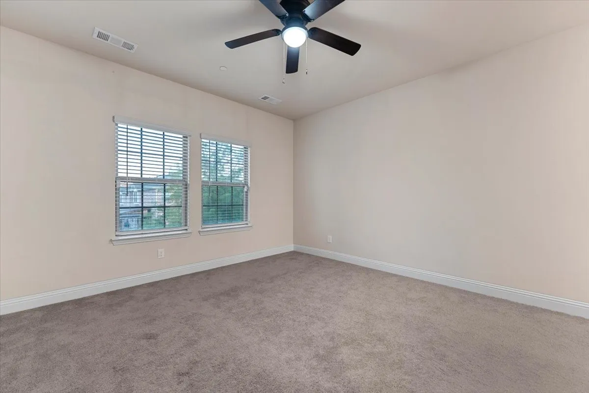 Single Family Residence For Rent in Collin County , 207 Congaree Road, Allen, Texas 75002, 4 Bedroom, 4 Bathroom, 2 Garage spaces, 2,001 Sqft, built in 2020, mls#21387053, Real Estate Agent in Allen, Homes For Rent in Collin county, Homes For Rent in Allen, Realtor in Allen Texas, Real Estate Brokerage Independent Realty Texas, Luminita Cordes Realtor