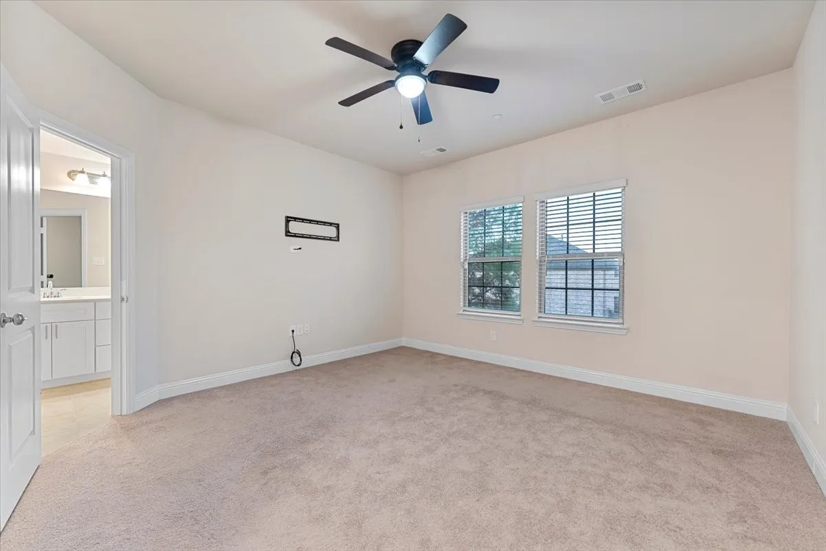 Single Family Residence For Rent in Collin County , 207 Congaree Road, Allen, Texas 75002, 4 Bedroom, 4 Bathroom, 2 Garage spaces, 2,001 Sqft, built in 2020, mls#21387053, Real Estate Agent in Allen, Homes For Rent in Collin county, Homes For Rent in Allen, Realtor in Allen Texas, Real Estate Brokerage Independent Realty Texas, Luminita Cordes Realtor