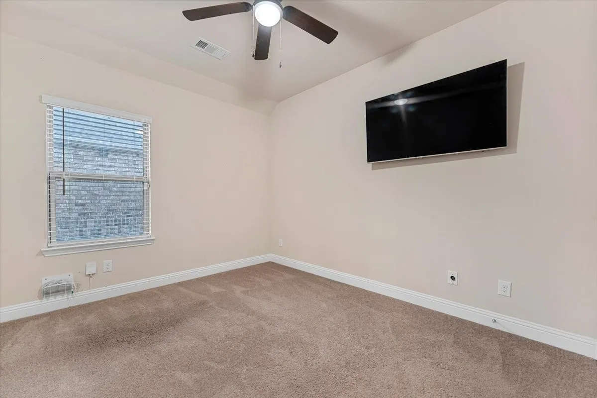 Single Family Residence For Rent in Collin County , 207 Congaree Road, Allen, Texas 75002, 4 Bedroom, 4 Bathroom, 2 Garage spaces, 2,001 Sqft, built in 2020, mls#21387053, Real Estate Agent in Allen, Homes For Rent in Collin county, Homes For Rent in Allen, Realtor in Allen Texas, Real Estate Brokerage Independent Realty Texas, Luminita Cordes Realtor