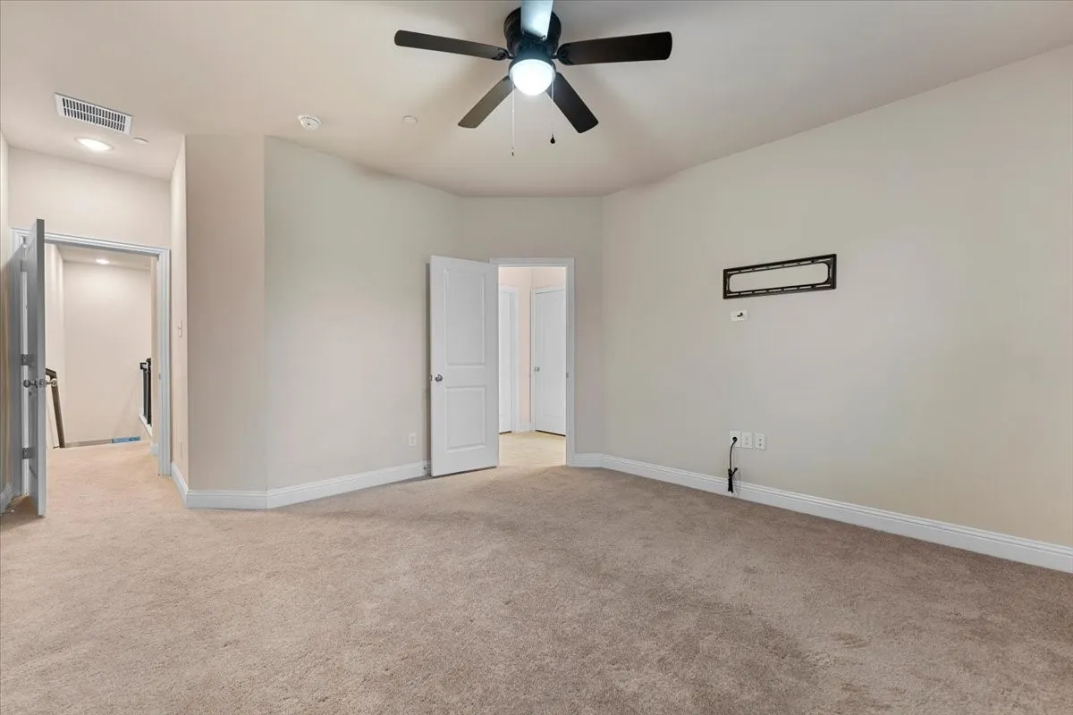 Single Family Residence For Rent in Collin County , 207 Congaree Road, Allen, Texas 75002, 4 Bedroom, 4 Bathroom, 2 Garage spaces, 2,001 Sqft, built in 2020, mls#21387053, Real Estate Agent in Allen, Homes For Rent in Collin county, Homes For Rent in Allen, Realtor in Allen Texas, Real Estate Brokerage Independent Realty Texas, Luminita Cordes Realtor