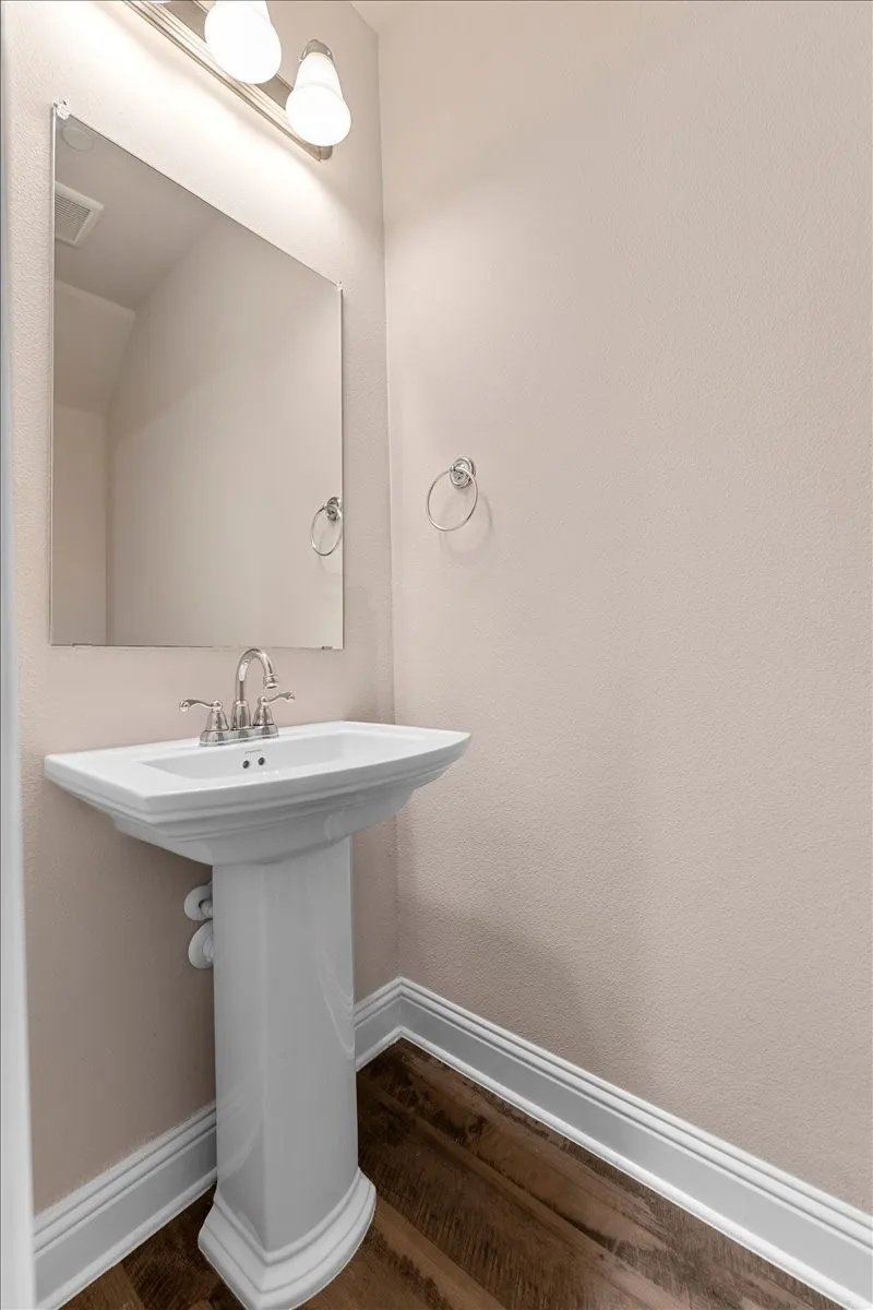 Single Family Residence For Rent in Collin County , 207 Congaree Road, Allen, Texas 75002, 4 Bedroom, 4 Bathroom, 2 Garage spaces, 2,001 Sqft, built in 2020, mls#21387053, Real Estate Agent in Allen, Homes For Rent in Collin county, Homes For Rent in Allen, Realtor in Allen Texas, Real Estate Brokerage Independent Realty Texas, Luminita Cordes Realtor