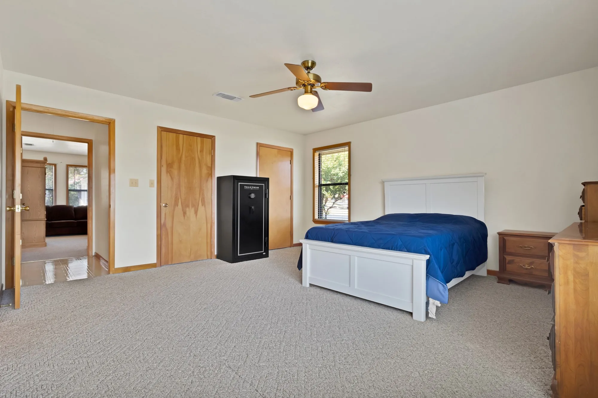 Single Family Residence For Sale in Wood County , 154 Private Road 5926, Yantis, Texas 75497, 2 Bedroom, 2 Bathroom, 3 Garage spaces, 1,915 Sqft, built in 1994, mls#21375709, Real Estate Agent in Yantis, Homes For Sale in Wood county, Homes For Sale in Yantis, Realtor in Yantis Texas, Real Estate Brokerage Independent Realty Texas, Luminita Cordes Realtor