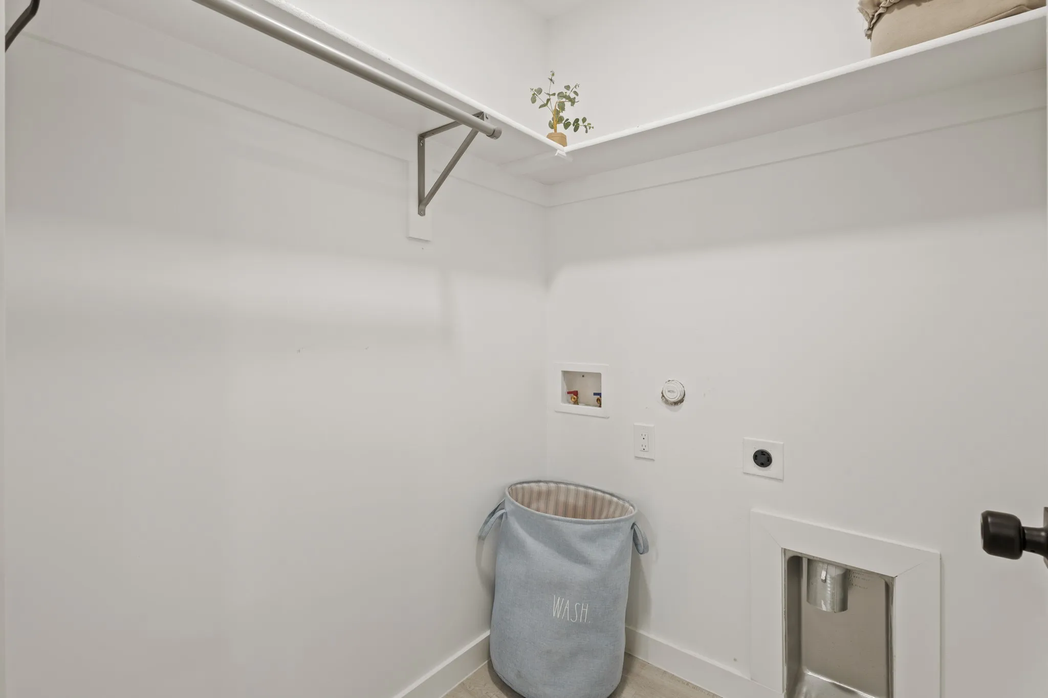 Single Family Residence For Sale in Dallas County , 746 Ella Avenue, Dallas, Texas 75217, 4 Bedroom, 5 Bathroom, Garage spaces, 1,335 Sqft, built in 2026, mls#21386395, Real Estate Agent in Dallas, Homes For Sale in Dallas county, Homes For Sale in Dallas, Realtor in Dallas Texas, Real Estate Brokerage Independent Realty Texas, Luminita Cordes Realtor