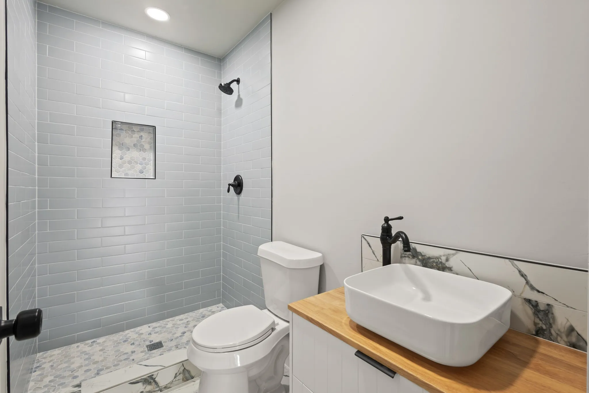 Single Family Residence For Sale in Dallas County , 746 Ella Avenue, Dallas, Texas 75217, 4 Bedroom, 5 Bathroom, Garage spaces, 1,335 Sqft, built in 2026, mls#21386395, Real Estate Agent in Dallas, Homes For Sale in Dallas county, Homes For Sale in Dallas, Realtor in Dallas Texas, Real Estate Brokerage Independent Realty Texas, Luminita Cordes Realtor
