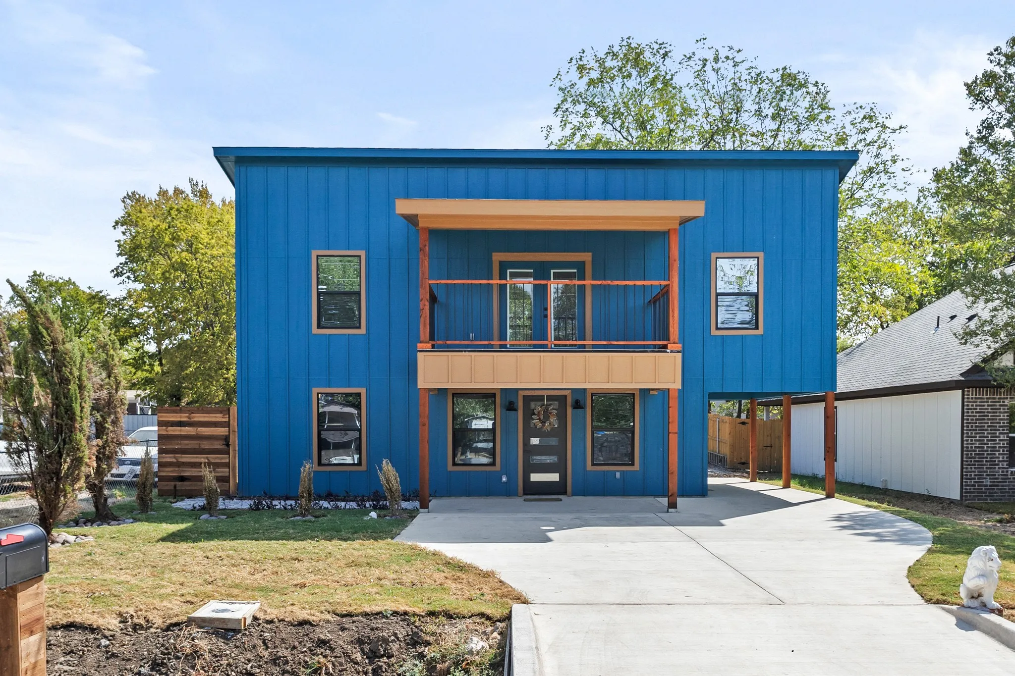 Single Family Residence For Sale in Dallas County , 746 Ella Avenue, Dallas, Texas 75217, 4 Bedroom, 5 Bathroom, Garage spaces, 1,335 Sqft, built in 2026, mls#21386395, Real Estate Agent in Dallas, Homes For Sale in Dallas county, Homes For Sale in Dallas, Realtor in Dallas Texas, Real Estate Brokerage Independent Realty Texas, Luminita Cordes Realtor