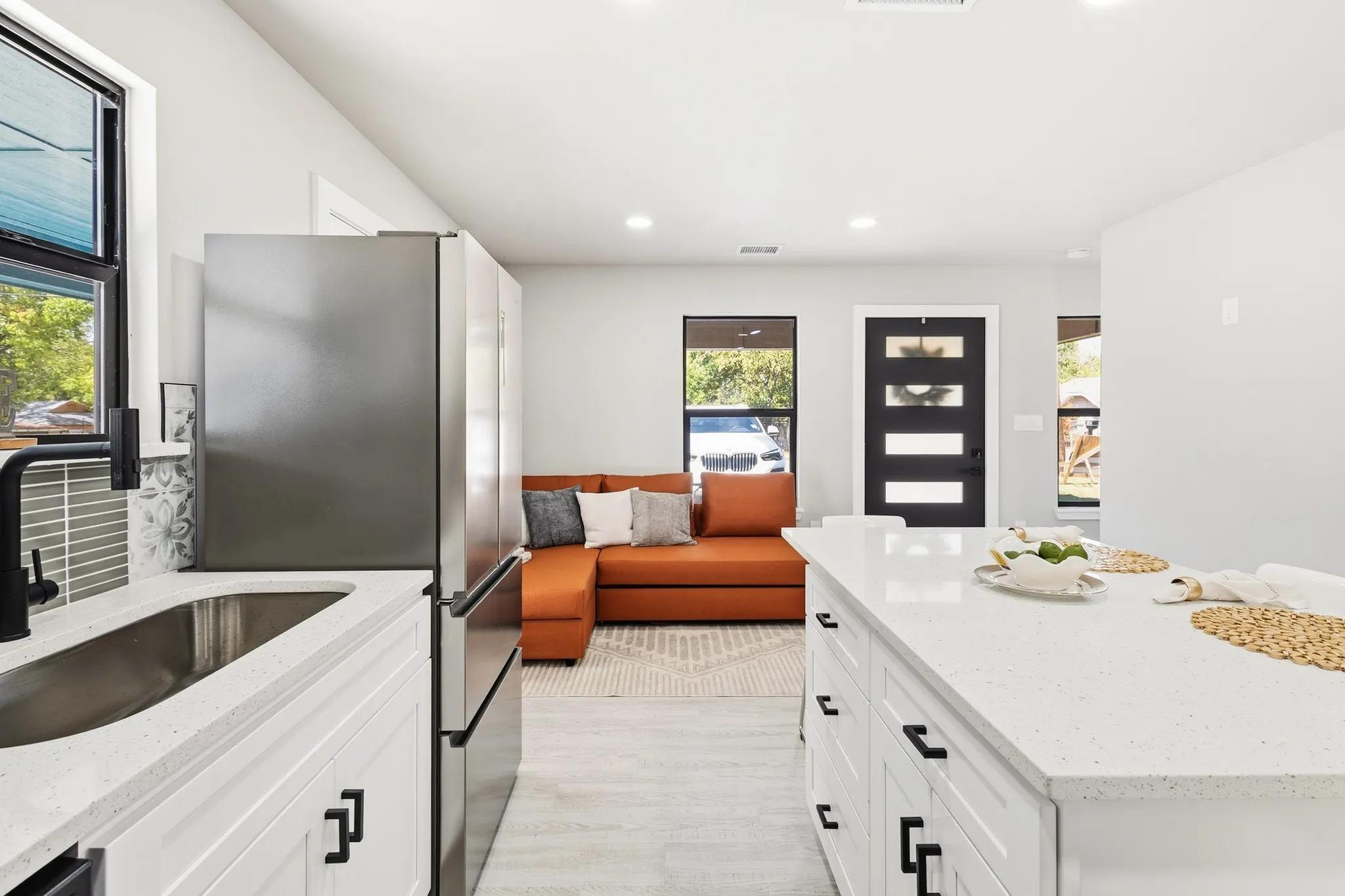 Single Family Residence For Sale in Dallas County , 746 Ella Avenue, Dallas, Texas 75217, 4 Bedroom, 5 Bathroom, Garage spaces, 1,335 Sqft, built in 2026, mls#21386395, Real Estate Agent in Dallas, Homes For Sale in Dallas county, Homes For Sale in Dallas, Realtor in Dallas Texas, Real Estate Brokerage Independent Realty Texas, Luminita Cordes Realtor
