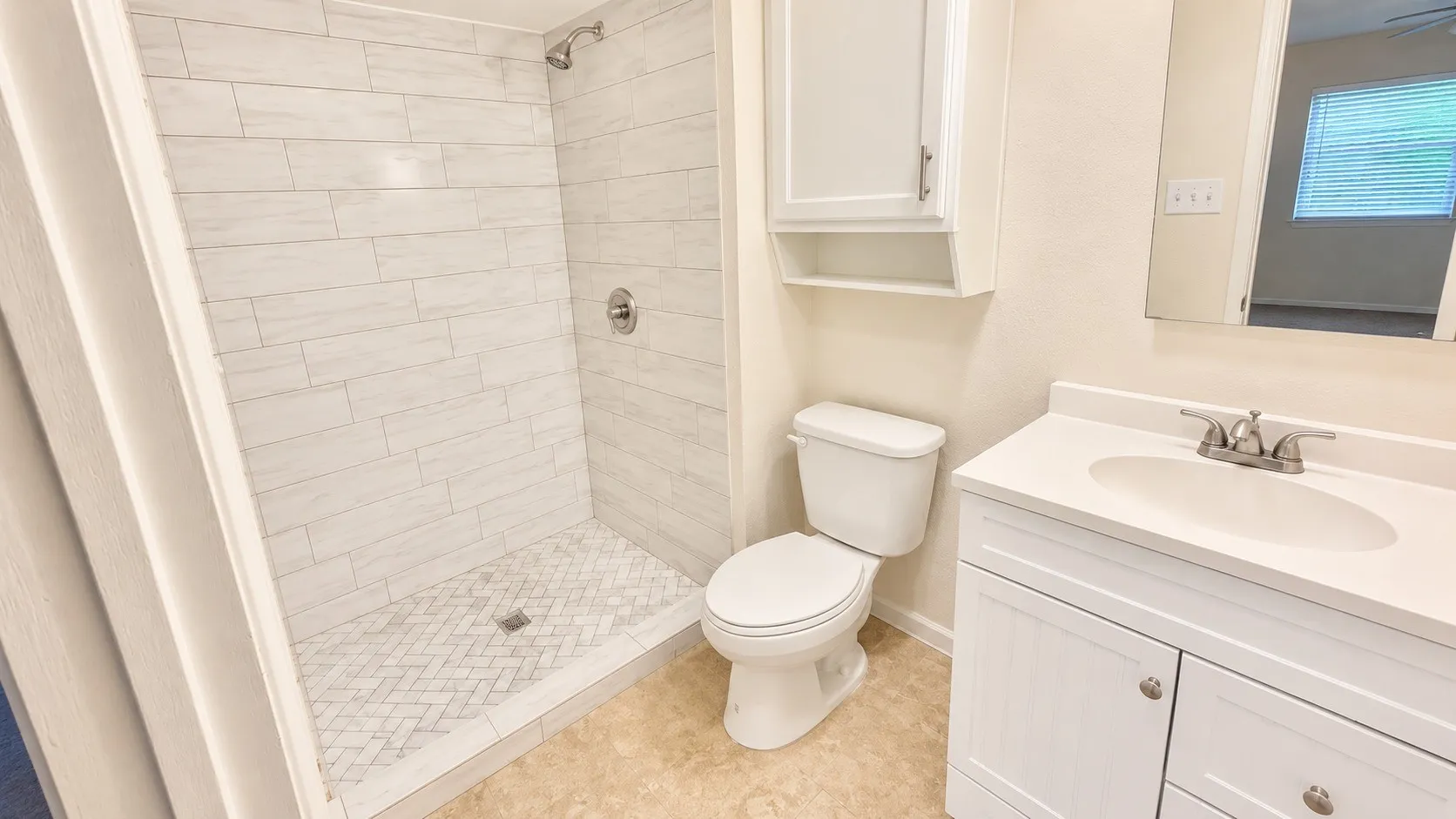 Single Family Residence For Rent in Dallas County , 7114 Chinaberry Road, Dallas, Texas 75249, 4 Bedroom, 2 Bathroom, 2 Garage spaces, 1,680 Sqft, built in 1975, mls#21387632, Real Estate Agent in Dallas, Homes For Rent in Dallas county, Homes For Rent in Dallas, Realtor in Dallas Texas, Real Estate Brokerage Independent Realty Texas, Luminita Cordes Realtor