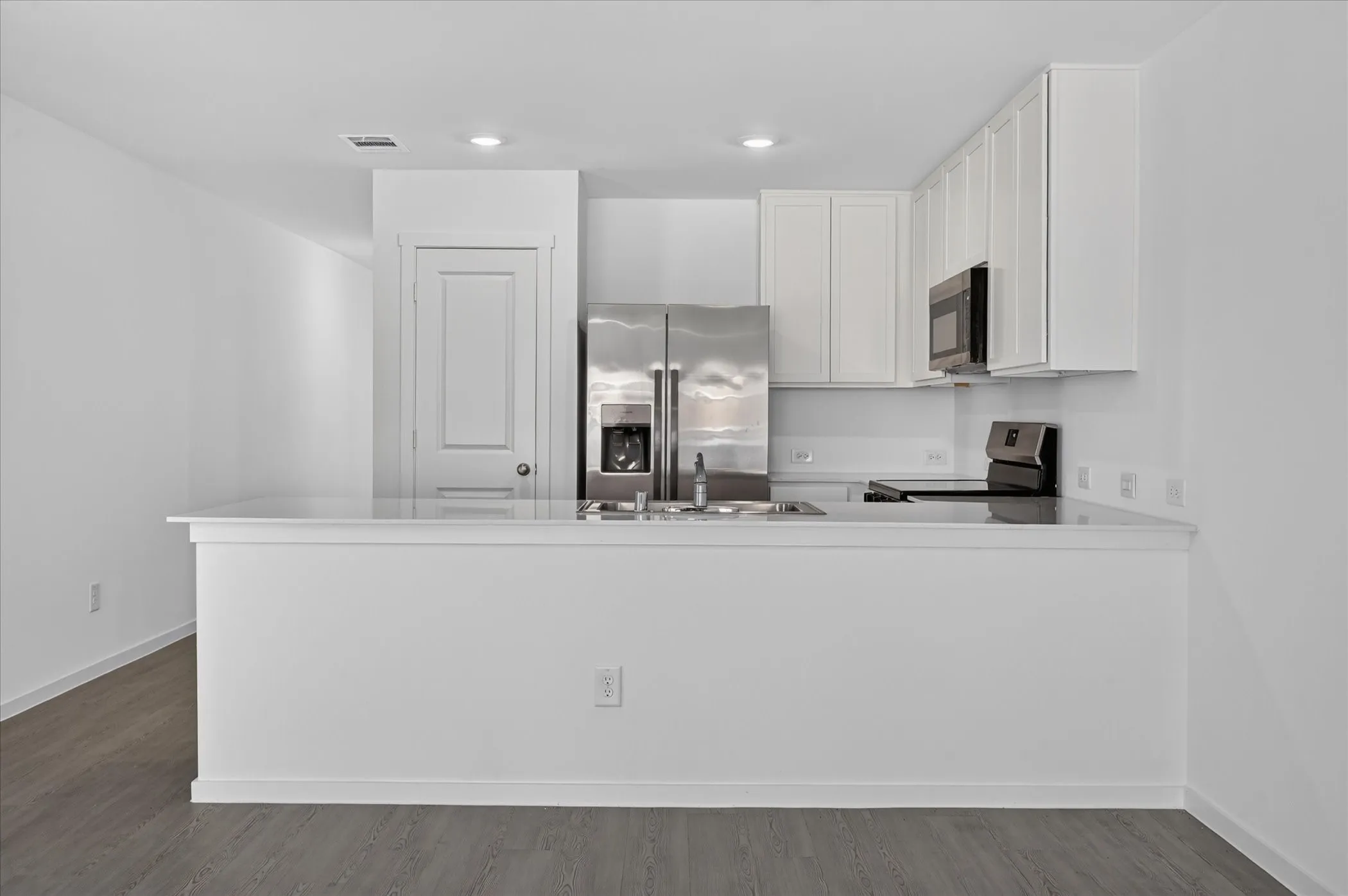 Single Family Residence For Rent in Collin County , 5318 Cinnamon Lane, Princeton, Texas 75407, 3 Bedroom, 2 Bathroom, 2 Garage spaces, 1,402 Sqft, built in 2026, mls#21387637, Real Estate Agent in Princeton, Homes For Rent in Collin county, Homes For Rent in Princeton, Realtor in Princeton Texas, Real Estate Brokerage Independent Realty Texas, Luminita Cordes Realtor