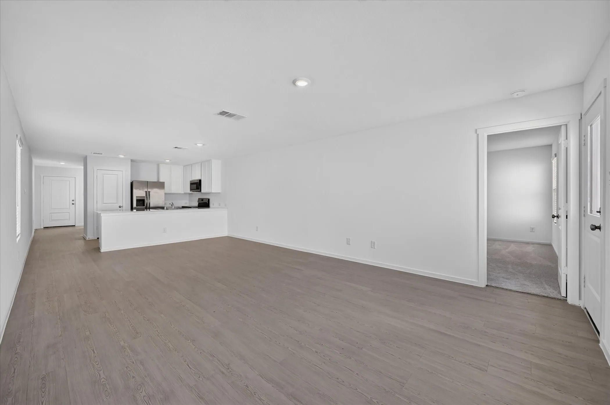 Single Family Residence For Rent in Collin County , 5318 Cinnamon Lane, Princeton, Texas 75407, 3 Bedroom, 2 Bathroom, 2 Garage spaces, 1,402 Sqft, built in 2026, mls#21387637, Real Estate Agent in Princeton, Homes For Rent in Collin county, Homes For Rent in Princeton, Realtor in Princeton Texas, Real Estate Brokerage Independent Realty Texas, Luminita Cordes Realtor