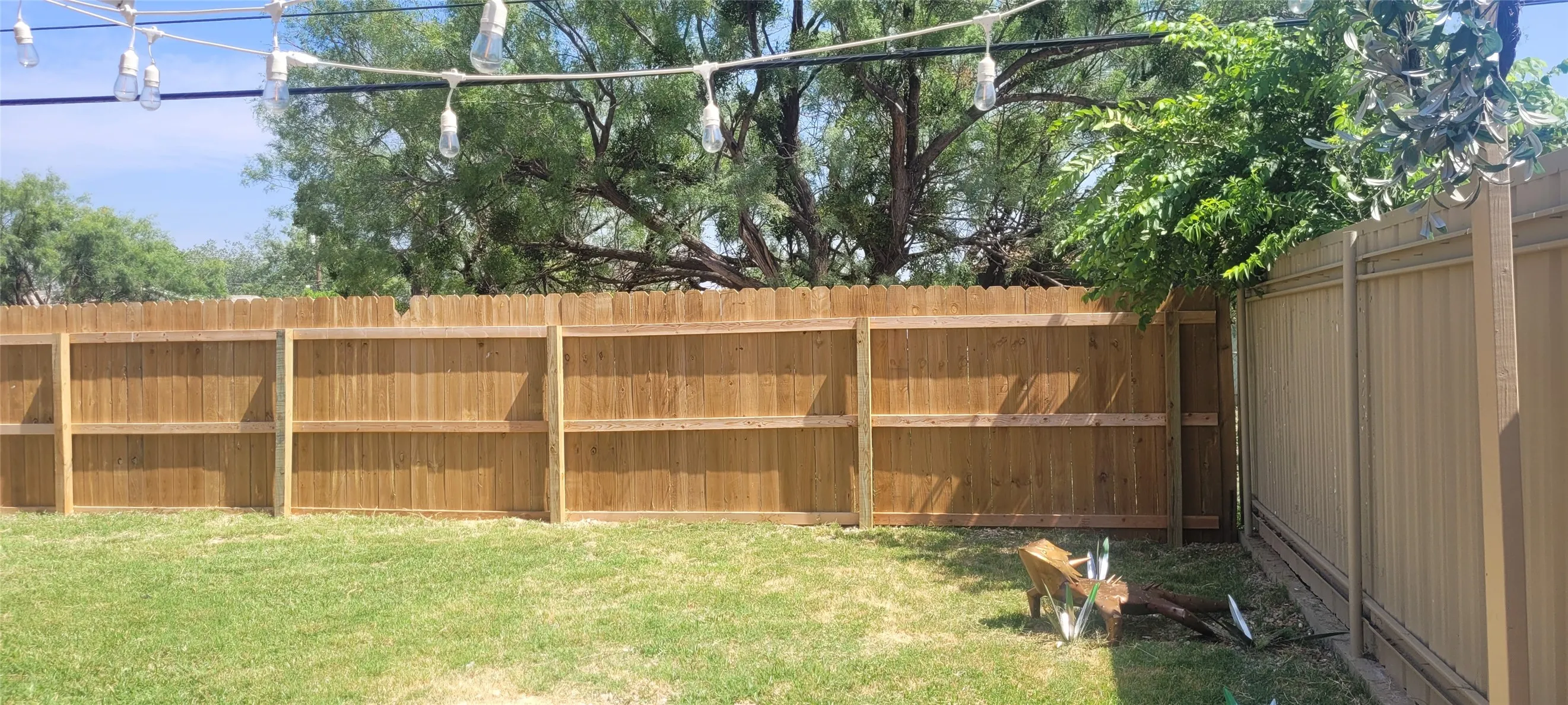 Single Family Residence For Sale in Taylor County , 4726 State Street, Abilene, Texas 79603, 3 Bedroom, 1 Bathroom, 2 Garage spaces, 968 Sqft, built in 1959, mls#21387591, Real Estate Agent in Abilene, Homes For Sale in Taylor county, Homes For Sale in Abilene, Realtor in Abilene Texas, Real Estate Brokerage Independent Realty Texas, Luminita Cordes Realtor
