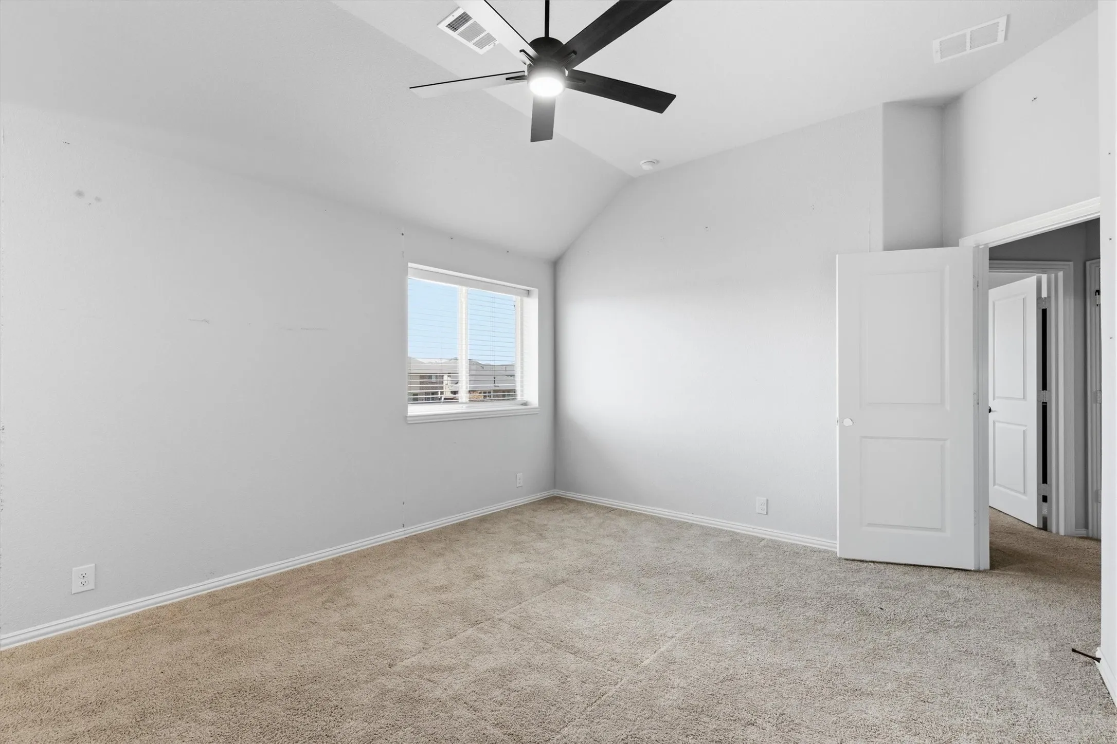 Single Family Residence For Sale in Dallas County , 1959 Cedarwood Drive, Glenn Heights, Texas 75154, 5 Bedroom, 4 Bathroom, 3 Garage spaces, 2,830 Sqft, built in 2023, mls#21387569, Real Estate Agent in Glenn Heights, Homes For Sale in Dallas county, Homes For Sale in Glenn Heights, Realtor in Glenn Heights Texas, Real Estate Brokerage Independent Realty Texas, Luminita Cordes Realtor
