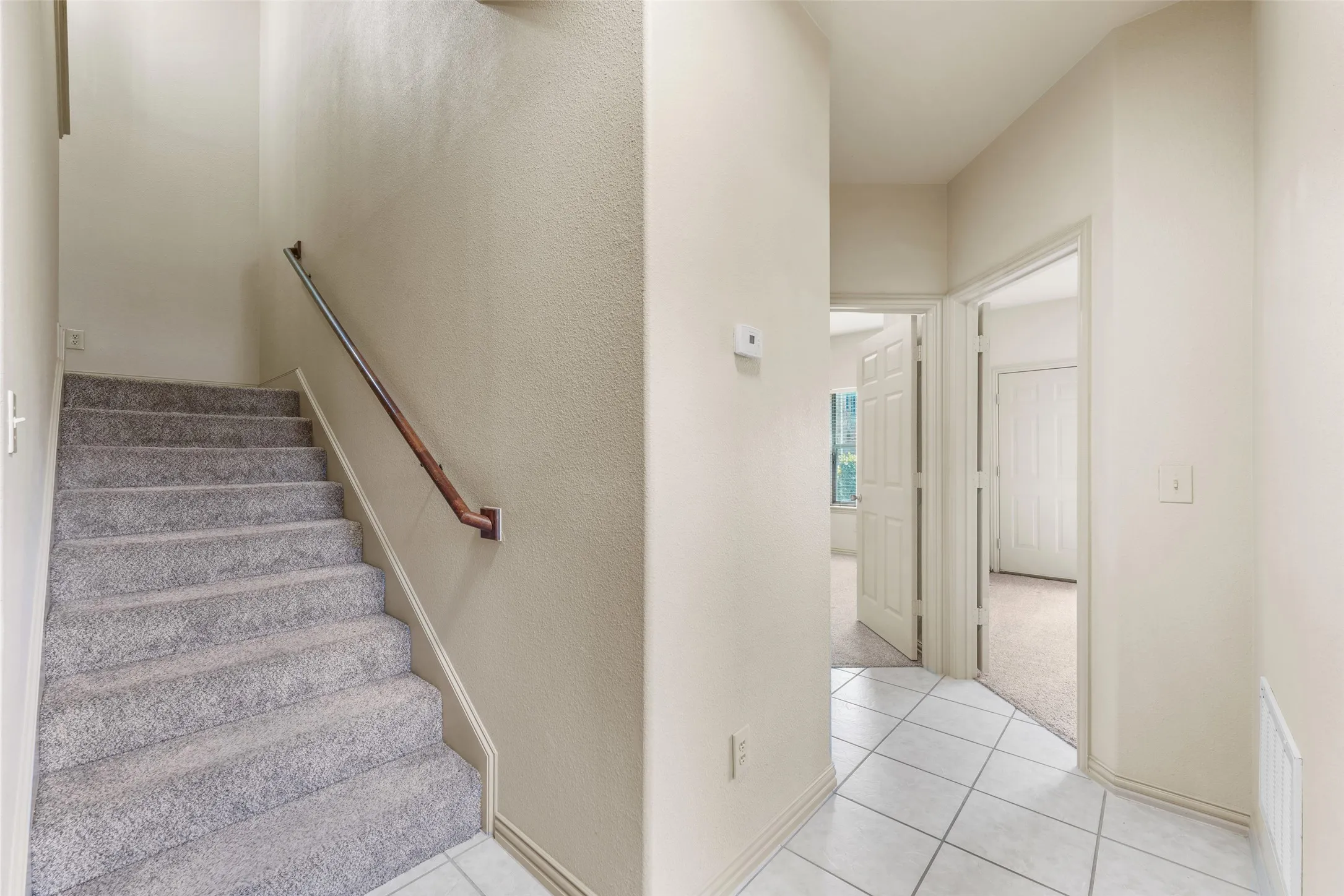 Townhouse For Rent in Rockwall County , 511 Mariner Drive, Rockwall, Texas 75032, 3 Bedroom, 3 Bathroom, 2 Garage spaces, 1,874 Sqft, built in 2003, mls#21387660, Real Estate Agent in Rockwall, Homes For Rent in Rockwall county, Homes For Rent in Rockwall, Realtor in Rockwall Texas, Real Estate Brokerage Independent Realty Texas, Luminita Cordes Realtor
