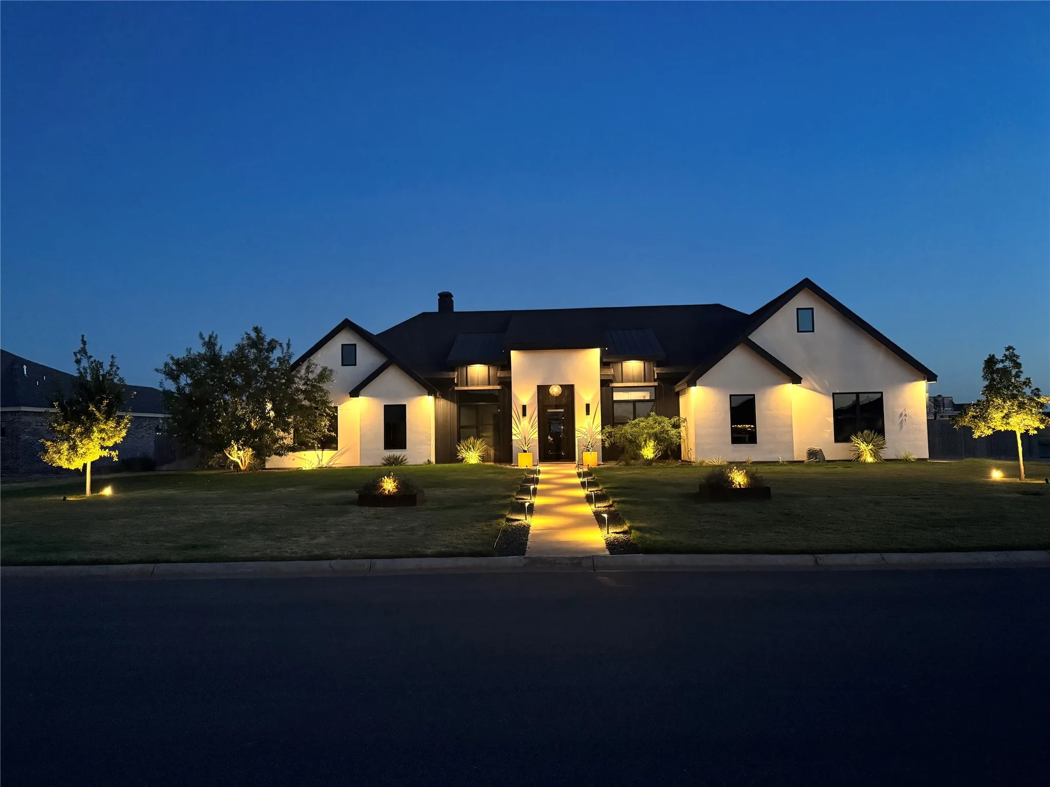 Single Family Residence For Sale in Taylor County , 141 Gainesway Drive, Abilene, Texas 79606, 4 Bedroom, 4 Bathroom, 2 Garage spaces, 3,230 Sqft, built in 2023, mls#21387664, Real Estate Agent in Abilene, Homes For Sale in Taylor county, Homes For Sale in Abilene, Realtor in Abilene Texas, Real Estate Brokerage Independent Realty Texas, Luminita Cordes Realtor