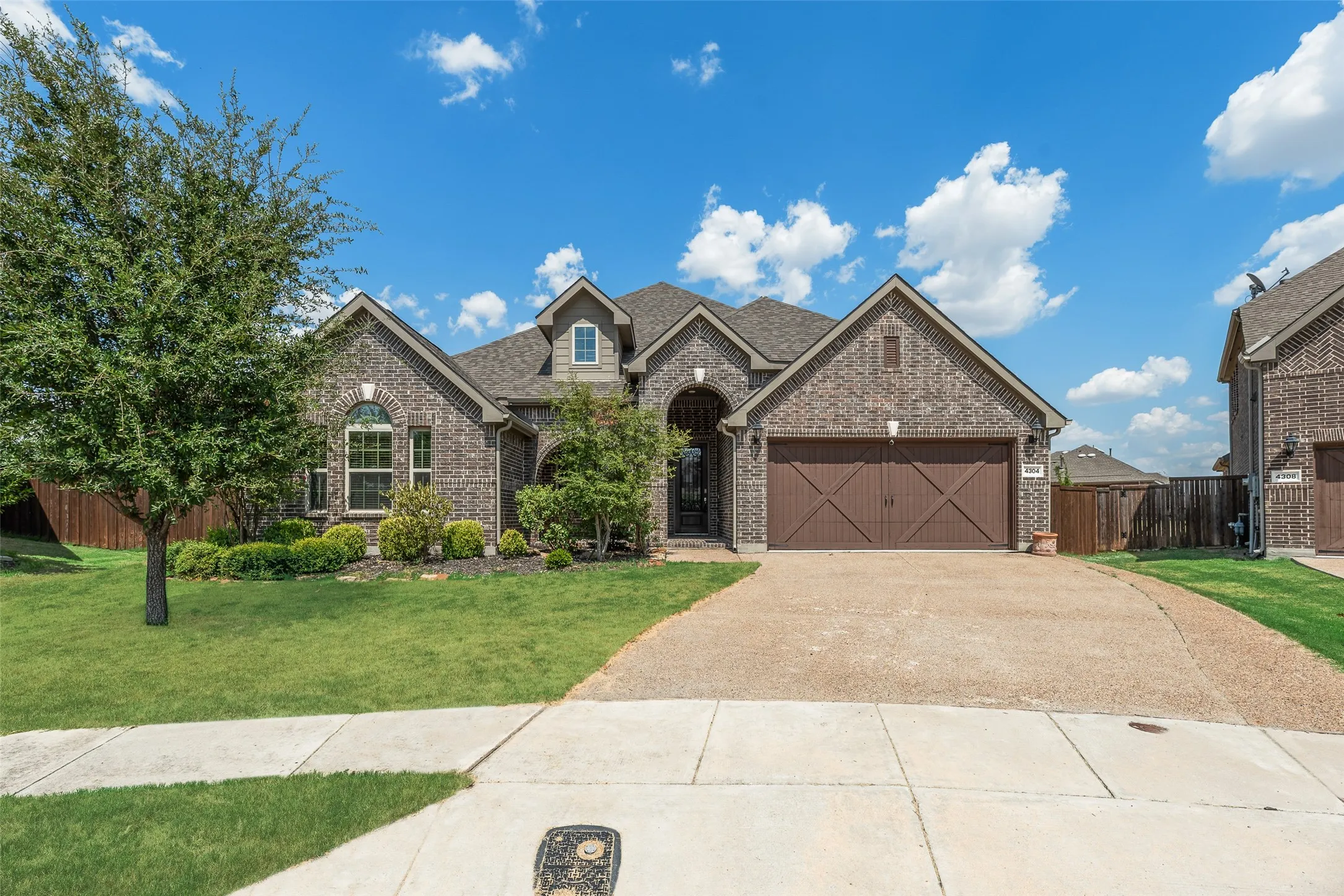 Single Family Residence For Rent in Collin County , 4304 Caney Creek Circle, Prosper, Texas 75078, 4 Bedroom, 3 Bathroom, 2 Garage spaces, 2,750 Sqft, built in 2018, mls#21387665, Real Estate Agent in Prosper, Homes For Rent in Collin county, Homes For Rent in Prosper, Realtor in Prosper Texas, Real Estate Brokerage Independent Realty Texas, Luminita Cordes Realtor