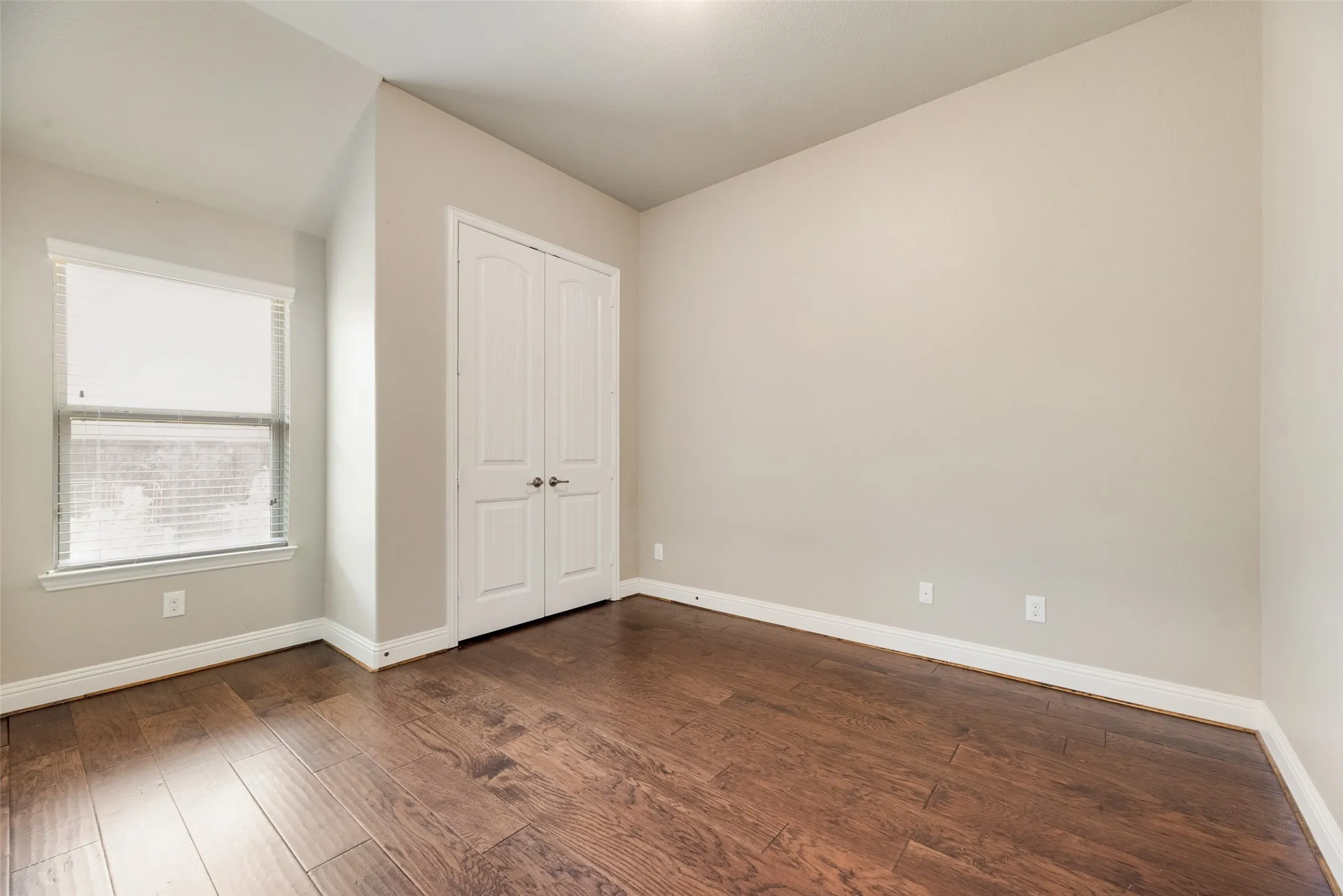 Single Family Residence For Rent in Collin County , 4304 Caney Creek Circle, Prosper, Texas 75078, 4 Bedroom, 3 Bathroom, 2 Garage spaces, 2,750 Sqft, built in 2018, mls#21387665, Real Estate Agent in Prosper, Homes For Rent in Collin county, Homes For Rent in Prosper, Realtor in Prosper Texas, Real Estate Brokerage Independent Realty Texas, Luminita Cordes Realtor
