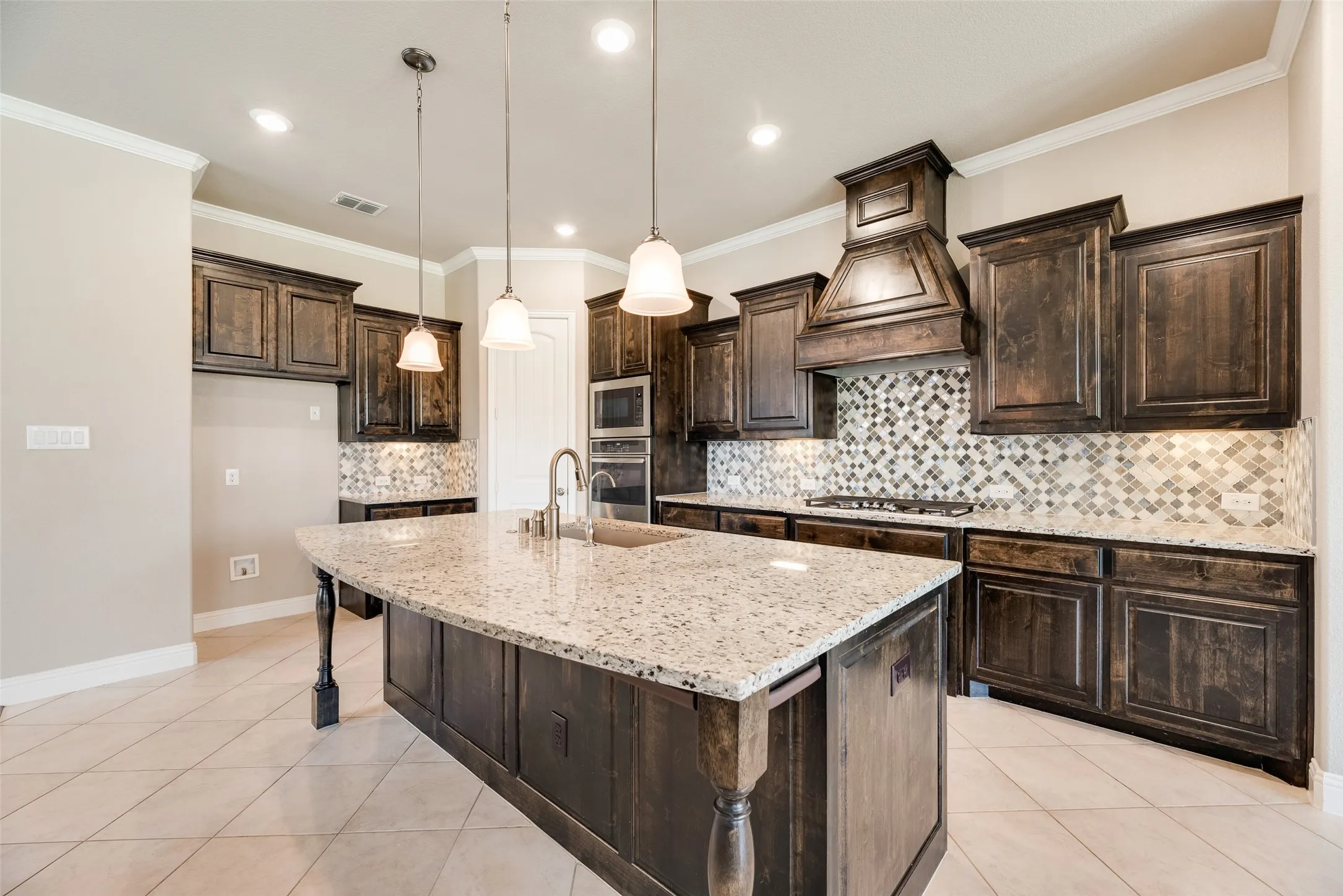 Single Family Residence For Rent in Collin County , 4304 Caney Creek Circle, Prosper, Texas 75078, 4 Bedroom, 3 Bathroom, 2 Garage spaces, 2,750 Sqft, built in 2018, mls#21387665, Real Estate Agent in Prosper, Homes For Rent in Collin county, Homes For Rent in Prosper, Realtor in Prosper Texas, Real Estate Brokerage Independent Realty Texas, Luminita Cordes Realtor