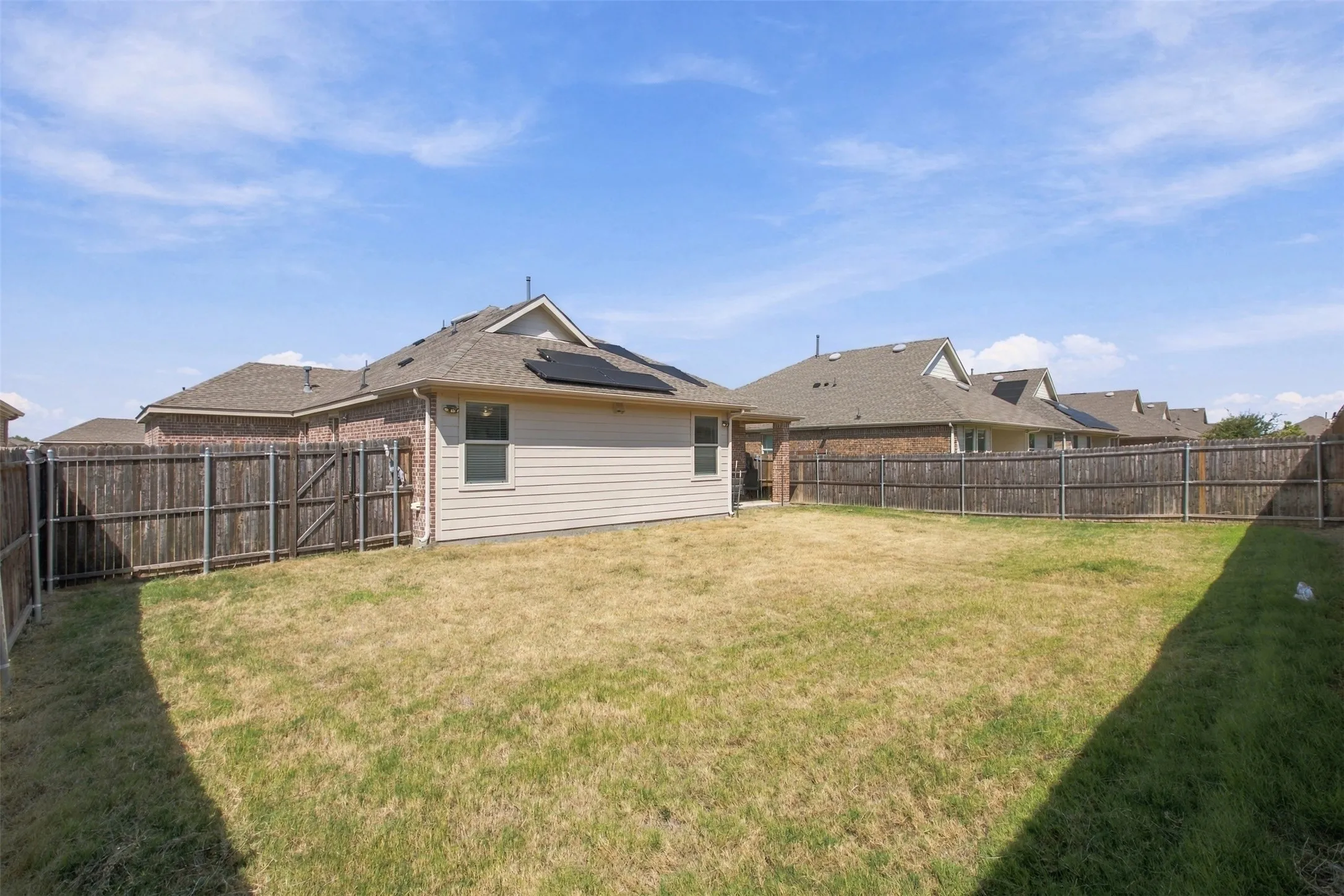 Single Family Residence For Sale in Collin County , 775 Bayberry Lane, Princeton, Texas 75407, 3 Bedroom, 2 Bathroom, 3 Garage spaces, 1,438 Sqft, built in 2020, mls#21387667, Real Estate Agent in Princeton, Homes For Sale in Collin county, Homes For Sale in Princeton, Realtor in Princeton Texas, Real Estate Brokerage Independent Realty Texas, Luminita Cordes Realtor