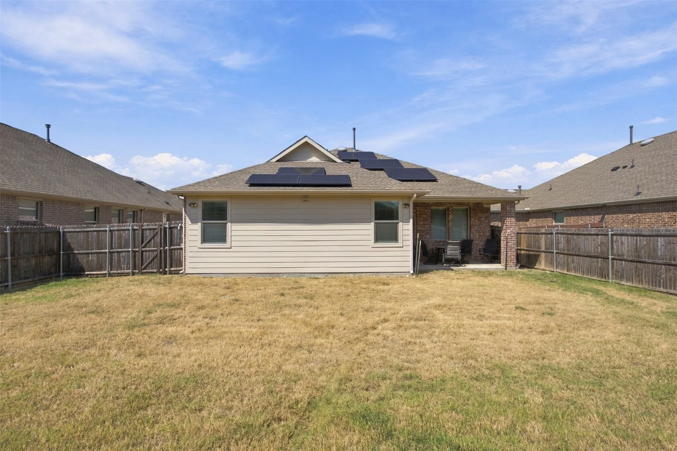 Single Family Residence For Sale in Collin County , 775 Bayberry Lane, Princeton, Texas 75407, 3 Bedroom, 2 Bathroom, 3 Garage spaces, 1,438 Sqft, built in 2020, mls#21387667, Real Estate Agent in Princeton, Homes For Sale in Collin county, Homes For Sale in Princeton, Realtor in Princeton Texas, Real Estate Brokerage Independent Realty Texas, Luminita Cordes Realtor