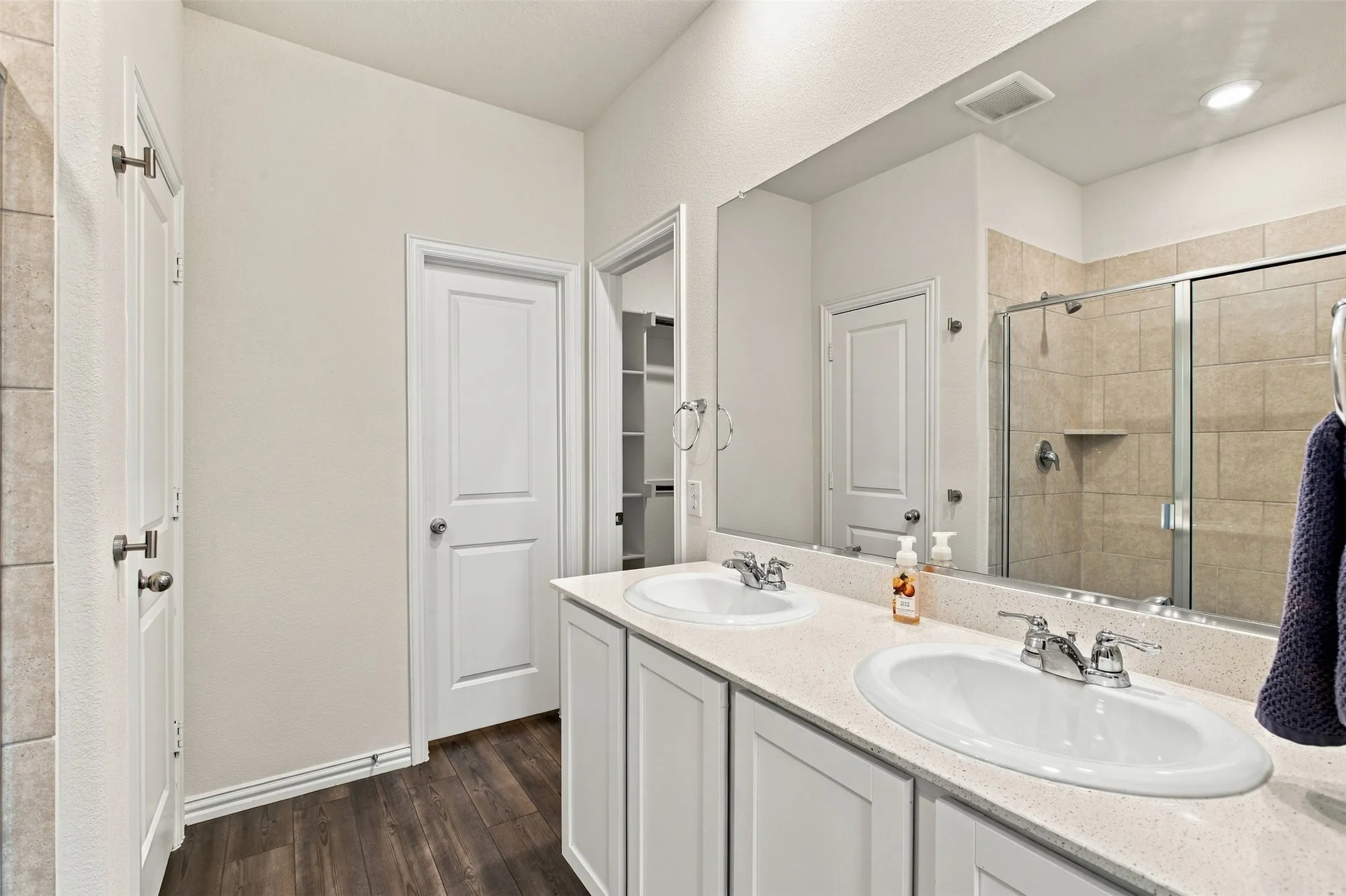 Single Family Residence For Sale in Collin County , 775 Bayberry Lane, Princeton, Texas 75407, 3 Bedroom, 2 Bathroom, 3 Garage spaces, 1,438 Sqft, built in 2020, mls#21387667, Real Estate Agent in Princeton, Homes For Sale in Collin county, Homes For Sale in Princeton, Realtor in Princeton Texas, Real Estate Brokerage Independent Realty Texas, Luminita Cordes Realtor