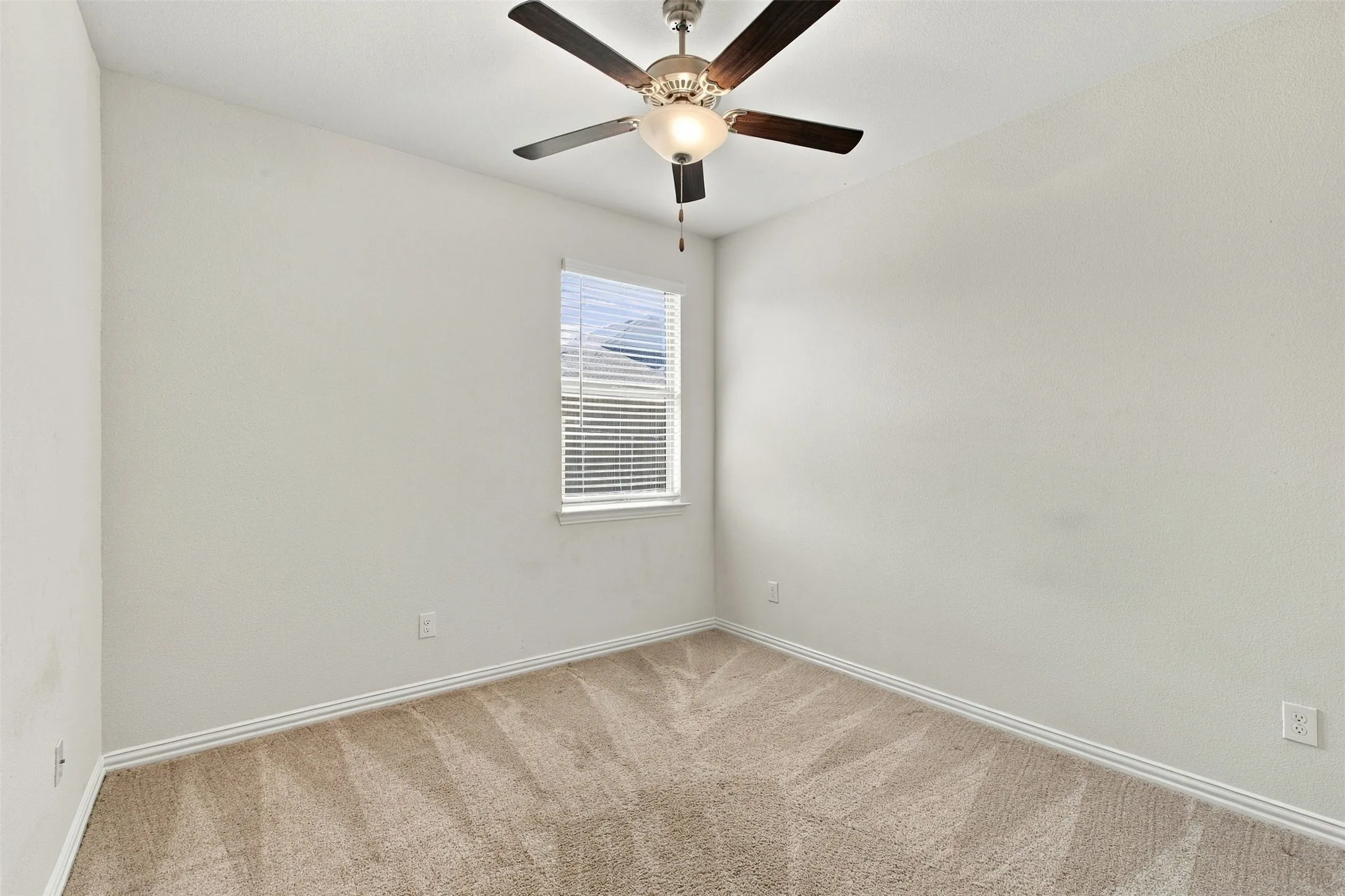 Single Family Residence For Sale in Collin County , 775 Bayberry Lane, Princeton, Texas 75407, 3 Bedroom, 2 Bathroom, 3 Garage spaces, 1,438 Sqft, built in 2020, mls#21387667, Real Estate Agent in Princeton, Homes For Sale in Collin county, Homes For Sale in Princeton, Realtor in Princeton Texas, Real Estate Brokerage Independent Realty Texas, Luminita Cordes Realtor