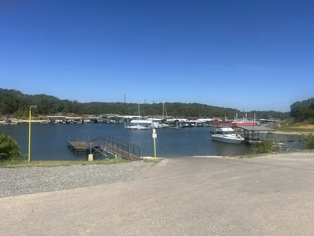 Unimproved Land For Sale in Grayson County , 276 Castle Drive, Pottsboro, Texas 75076, 0, 0, Garage spaces, 0 Sqft, built in 0, mls#21387635, Real Estate Agent in Pottsboro, Homes For Sale in Grayson county, Homes For Sale in Pottsboro, Realtor in Pottsboro Texas, Real Estate Brokerage Independent Realty Texas, Luminita Cordes Realtor