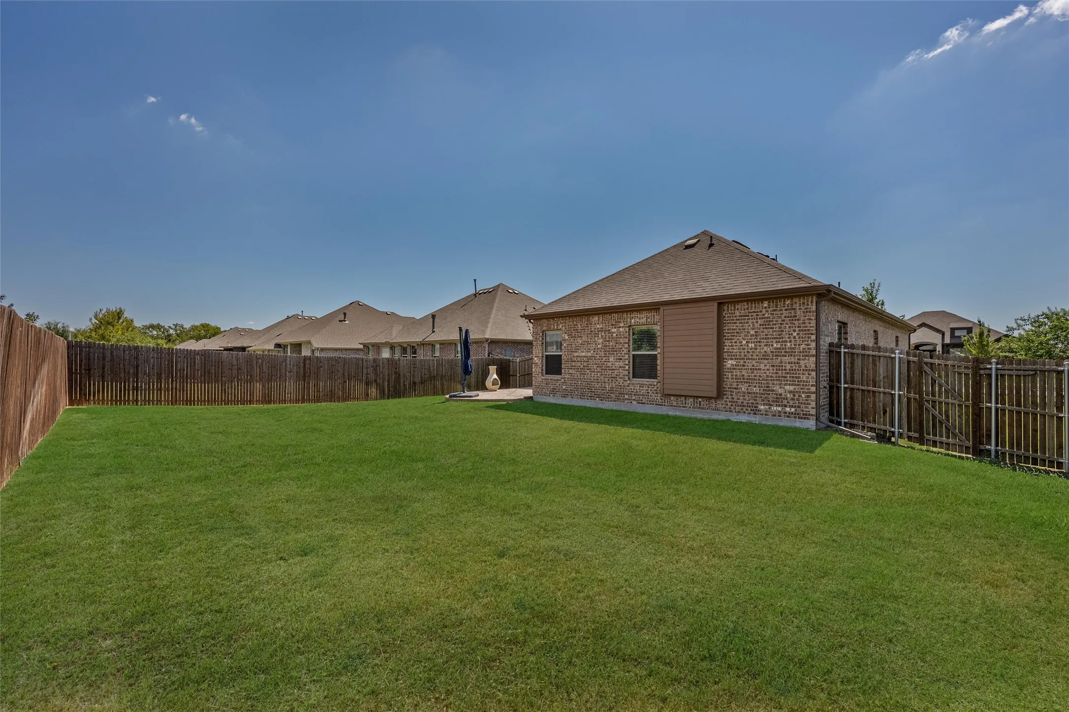 Single Family Residence For Sale in Collin County , 3017 Bobcat Drive, Melissa, Texas 75454, 3 Bedroom, 2 Bathroom, 2 Garage spaces, 1,600 Sqft, built in 2020, mls#21387685, Real Estate Agent in Melissa, Homes For Sale in Collin county, Homes For Sale in Melissa, Realtor in Melissa Texas, Real Estate Brokerage Independent Realty Texas, Luminita Cordes Realtor