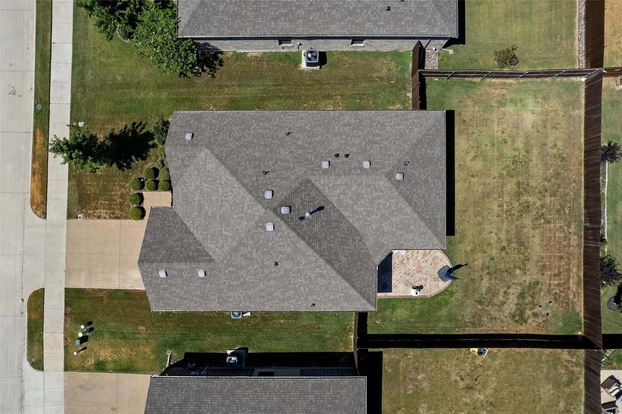 Single Family Residence For Sale in Collin County , 3017 Bobcat Drive, Melissa, Texas 75454, 3 Bedroom, 2 Bathroom, 2 Garage spaces, 1,600 Sqft, built in 2020, mls#21387685, Real Estate Agent in Melissa, Homes For Sale in Collin county, Homes For Sale in Melissa, Realtor in Melissa Texas, Real Estate Brokerage Independent Realty Texas, Luminita Cordes Realtor