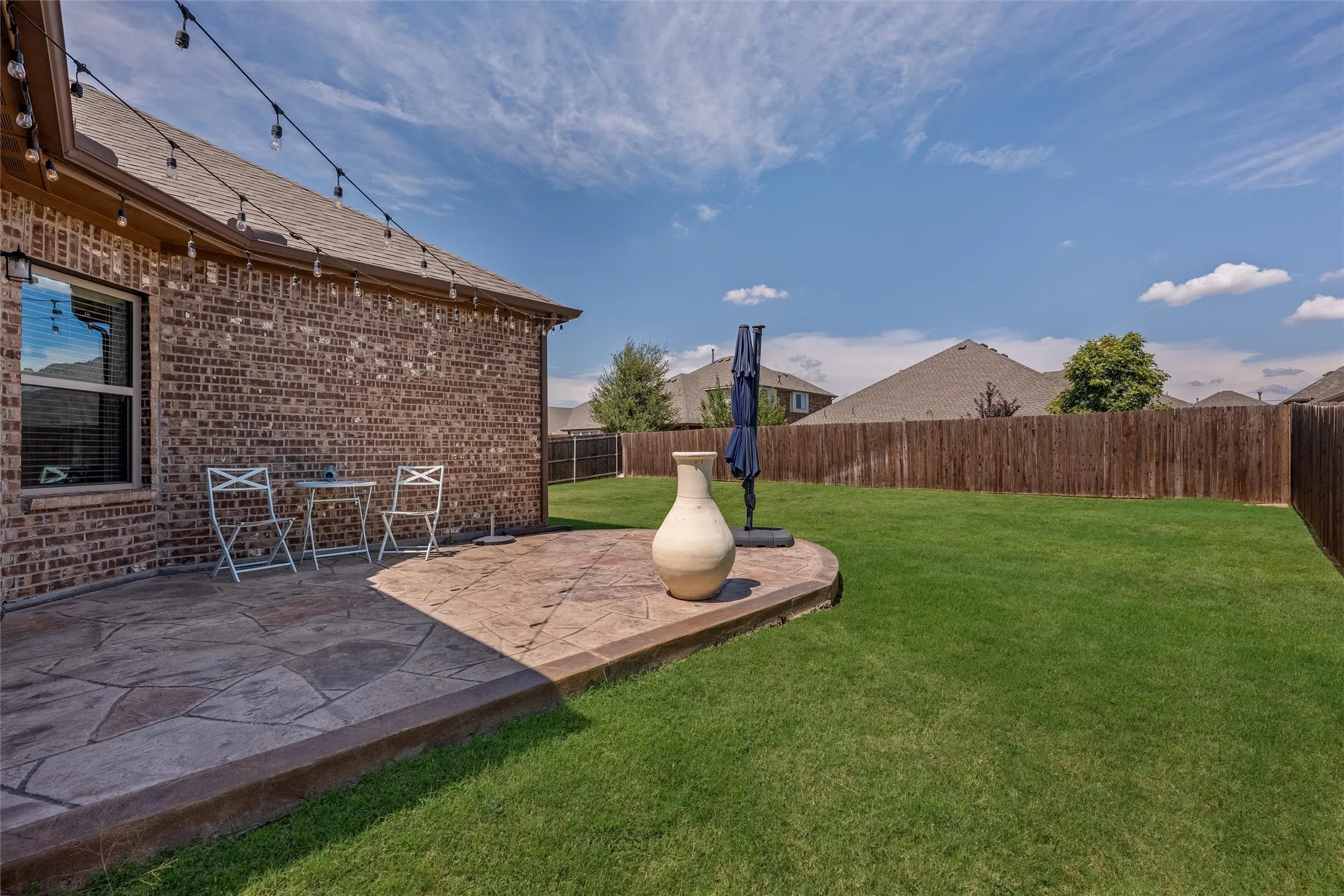 Single Family Residence For Sale in Collin County , 3017 Bobcat Drive, Melissa, Texas 75454, 3 Bedroom, 2 Bathroom, 2 Garage spaces, 1,600 Sqft, built in 2020, mls#21387685, Real Estate Agent in Melissa, Homes For Sale in Collin county, Homes For Sale in Melissa, Realtor in Melissa Texas, Real Estate Brokerage Independent Realty Texas, Luminita Cordes Realtor