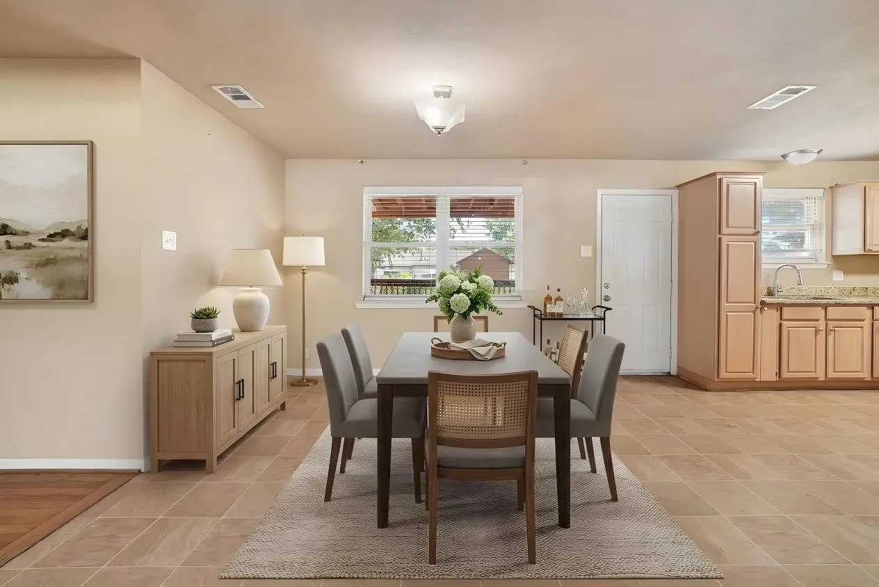 Single Family Residence For Sale in Dallas County , 2604 Globe Avenue, Dallas, Texas 75228, 3 Bedroom, 2 Bathroom, 1 Garage spaces, 1,282 Sqft, built in 1958, mls#21386134, Real Estate Agent in Dallas, Homes For Sale in Dallas county, Homes For Sale in Dallas, Realtor in Dallas Texas, Real Estate Brokerage Independent Realty Texas, Luminita Cordes Realtor