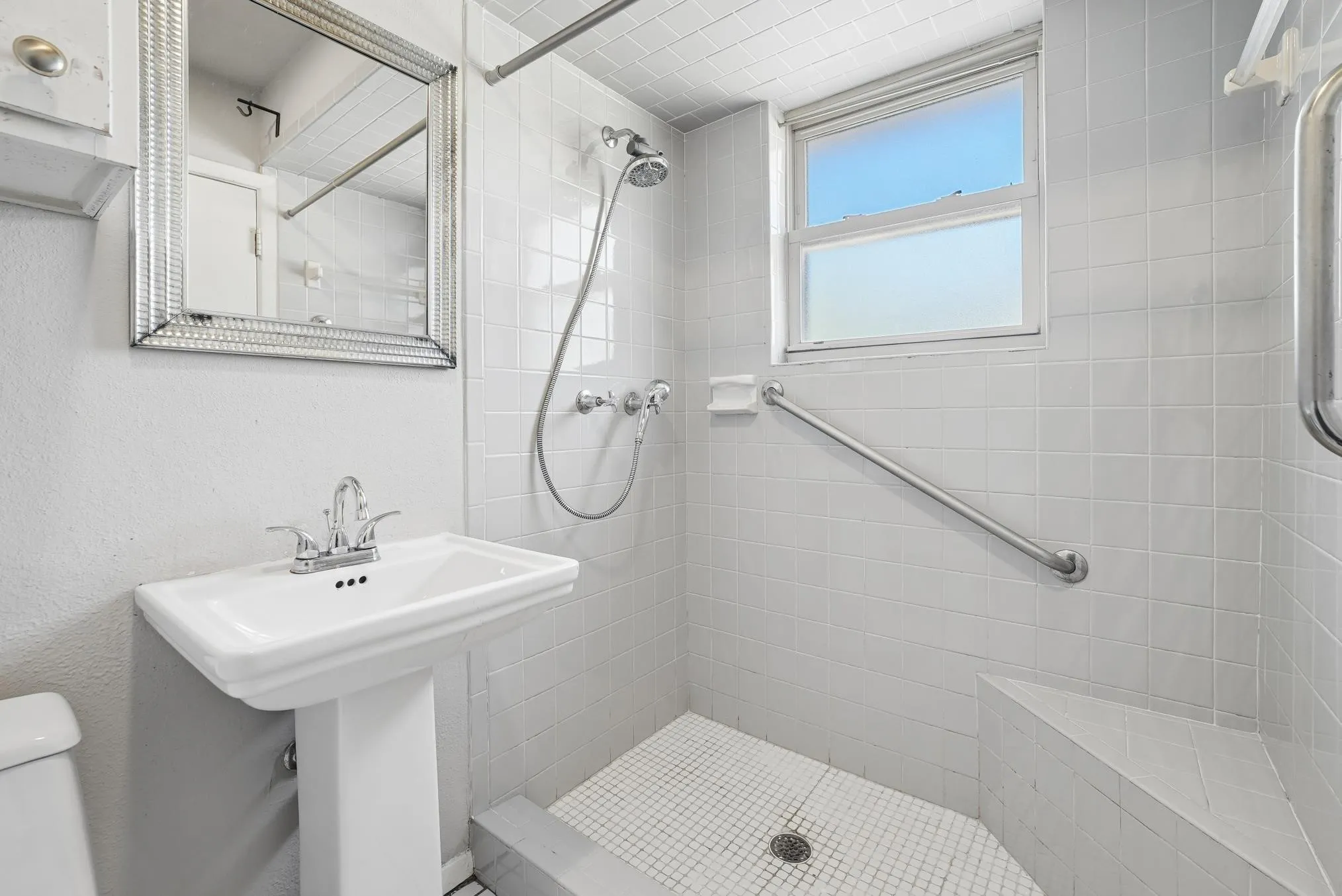 Single Family Residence For Sale in Dallas County , 2604 Globe Avenue, Dallas, Texas 75228, 3 Bedroom, 2 Bathroom, 1 Garage spaces, 1,282 Sqft, built in 1958, mls#21386134, Real Estate Agent in Dallas, Homes For Sale in Dallas county, Homes For Sale in Dallas, Realtor in Dallas Texas, Real Estate Brokerage Independent Realty Texas, Luminita Cordes Realtor