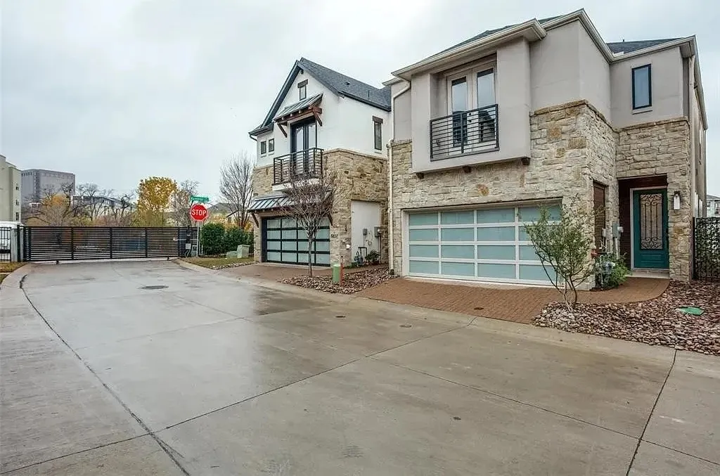 Single Family Residence For Rent in Dallas County , 8207 Nunley Lane, Dallas, Texas 75231, 3 Bedroom, 3 Bathroom, 2 Garage spaces, 1,882 Sqft, built in 2021, mls#21387699, Real Estate Agent in Dallas, Homes For Rent in Dallas county, Homes For Rent in Dallas, Realtor in Dallas Texas, Real Estate Brokerage Independent Realty Texas, Luminita Cordes Realtor