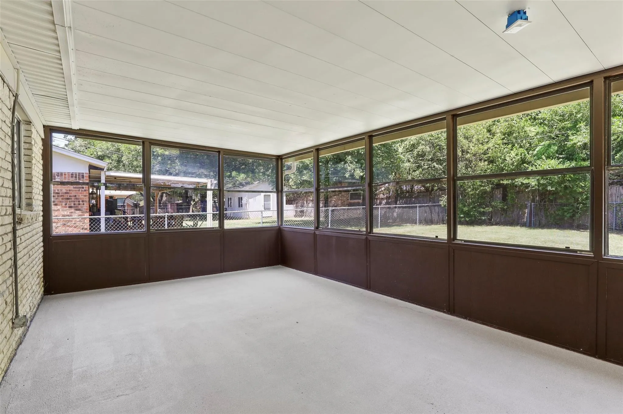 Single Family Residence For Rent in Tarrant County , 7425 S College Circle, North Richland Hills, Texas 76180, 3 Bedroom, 2 Bathroom, 2 Garage spaces, 1,358 Sqft, built in 1960, mls#21387681, Real Estate Agent in North Richland Hills, Homes For Rent in Tarrant county, Homes For Rent in North Richland Hills, Realtor in North Richland Hills Texas, Real Estate Brokerage Independent Realty Texas, Luminita Cordes Realtor