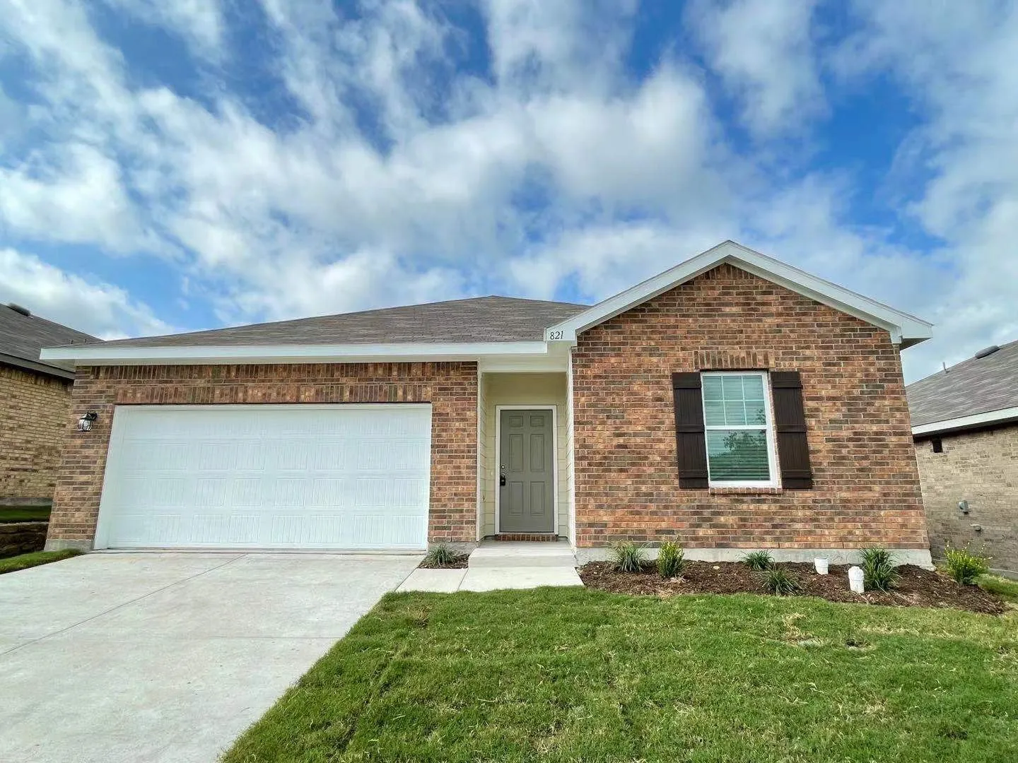 Single Family Residence For Rent in Collin County , 821 Cedar Elm Drive, Anna, Texas 75409, 3 Bedroom, 2 Bathroom, 2 Garage spaces, 1,635 Sqft, built in 2021, mls#21387701, Real Estate Agent in Anna, Homes For Rent in Collin county, Homes For Rent in Anna, Realtor in Anna Texas, Real Estate Brokerage Independent Realty Texas, Luminita Cordes Realtor