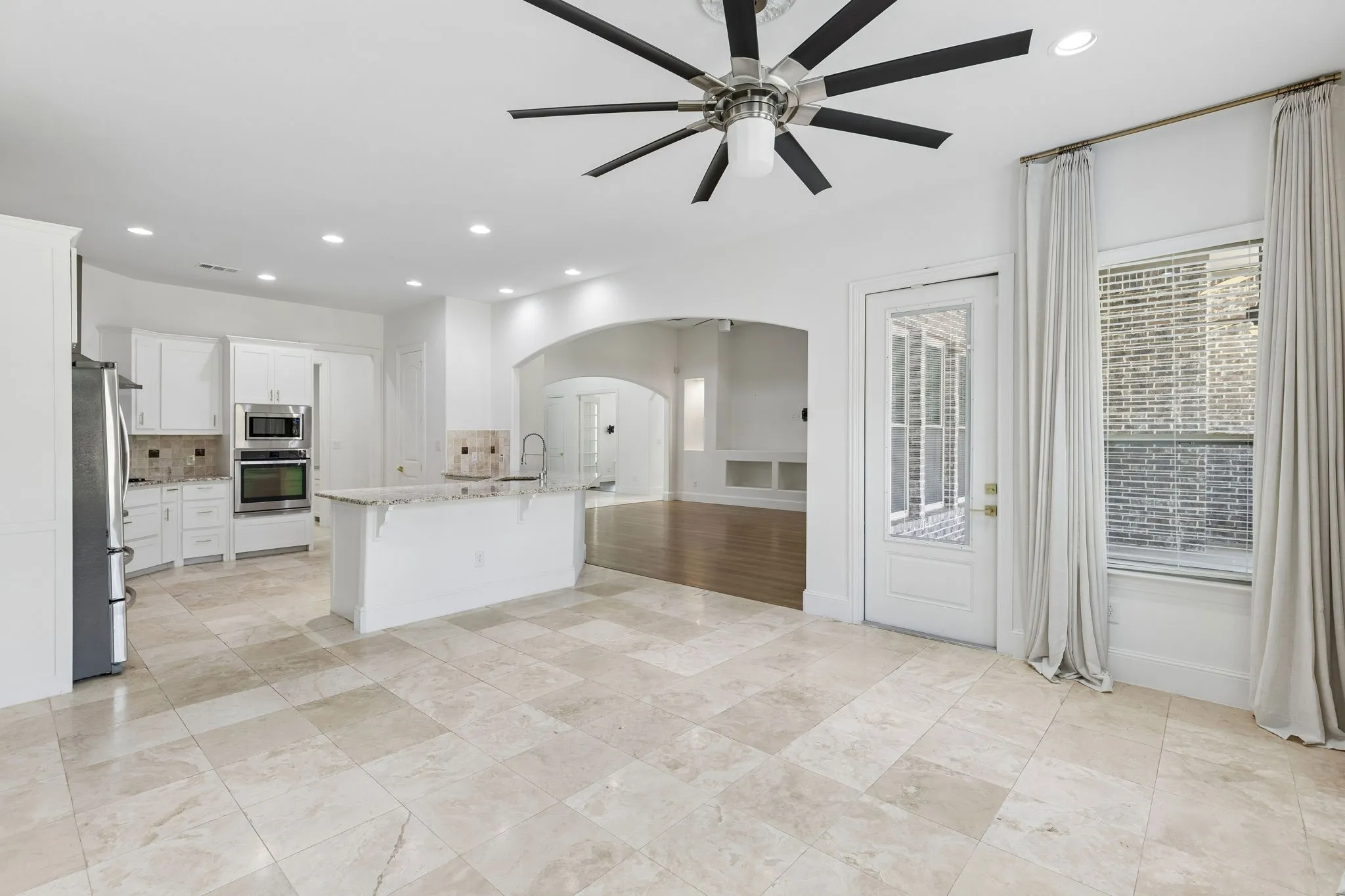 Single Family Residence For Rent in Denton County , 1012 Mallard Way, Flower Mound, Texas 75028, 5 Bedroom, 4 Bathroom, 3 Garage spaces, 3,010 Sqft, built in 2013, mls#21387351, Real Estate Agent in Flower Mound, Homes For Rent in Denton county, Homes For Rent in Flower Mound, Realtor in Flower Mound Texas, Real Estate Brokerage Independent Realty Texas, Luminita Cordes Realtor