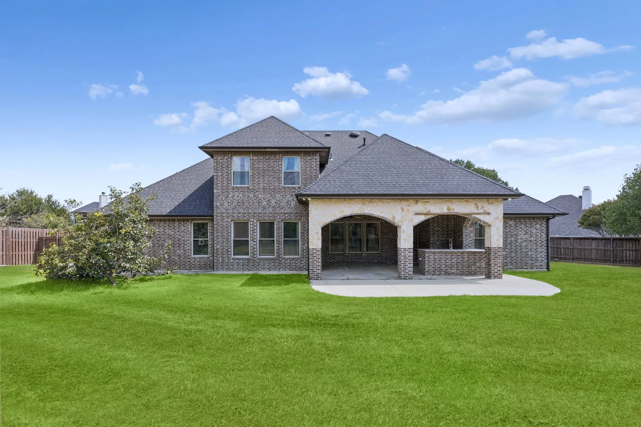 Single Family Residence For Rent in Denton County , 1012 Mallard Way, Flower Mound, Texas 75028, 5 Bedroom, 4 Bathroom, 3 Garage spaces, 3,010 Sqft, built in 2013, mls#21387351, Real Estate Agent in Flower Mound, Homes For Rent in Denton county, Homes For Rent in Flower Mound, Realtor in Flower Mound Texas, Real Estate Brokerage Independent Realty Texas, Luminita Cordes Realtor