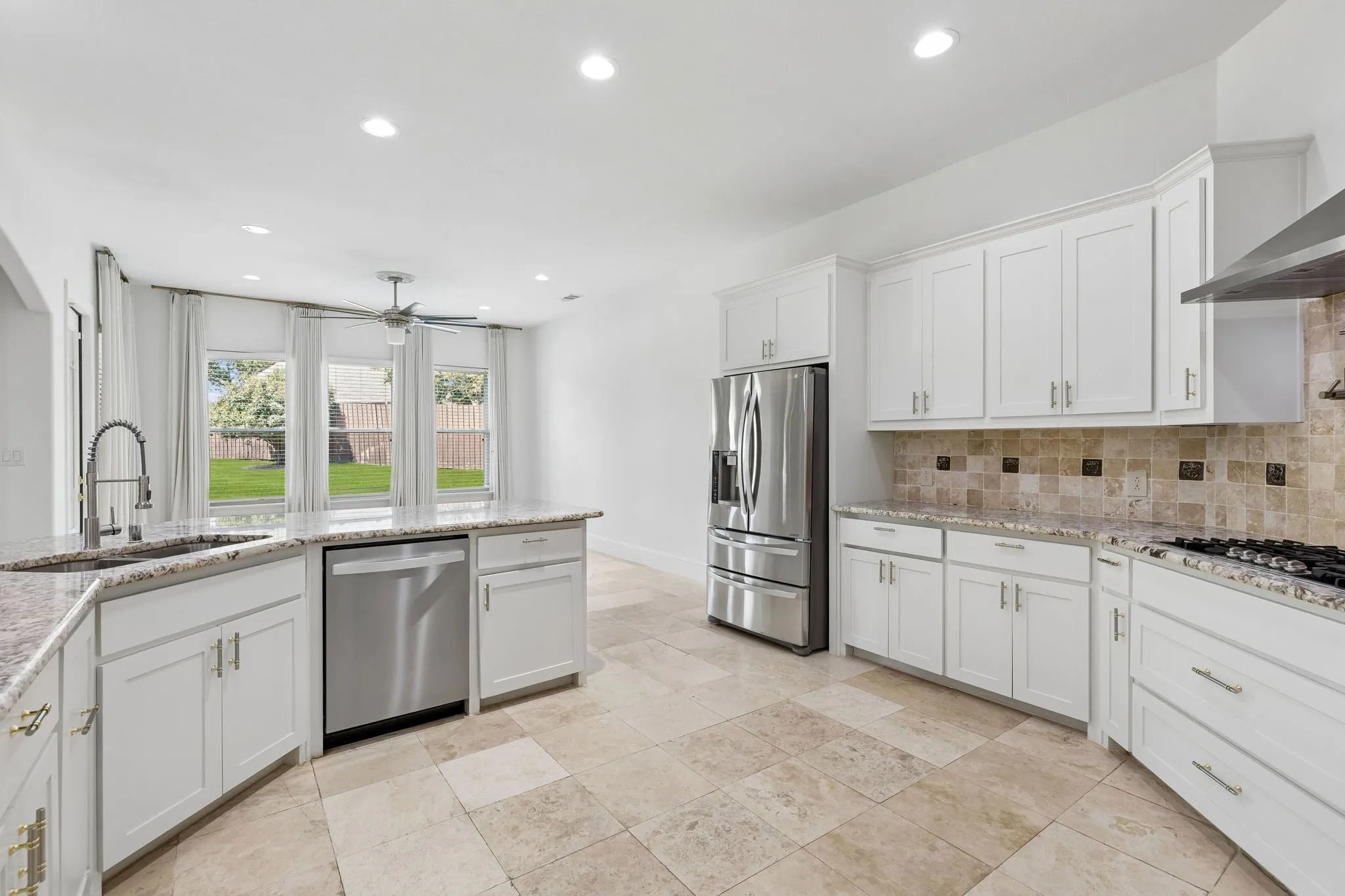 Single Family Residence For Rent in Denton County , 1012 Mallard Way, Flower Mound, Texas 75028, 5 Bedroom, 4 Bathroom, 3 Garage spaces, 3,010 Sqft, built in 2013, mls#21387351, Real Estate Agent in Flower Mound, Homes For Rent in Denton county, Homes For Rent in Flower Mound, Realtor in Flower Mound Texas, Real Estate Brokerage Independent Realty Texas, Luminita Cordes Realtor