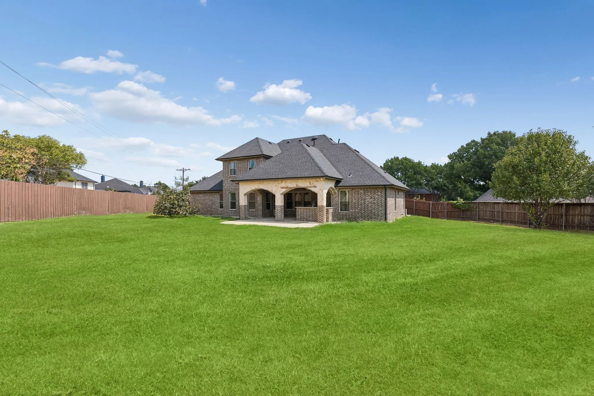 Single Family Residence For Rent in Denton County , 1012 Mallard Way, Flower Mound, Texas 75028, 5 Bedroom, 4 Bathroom, 3 Garage spaces, 3,010 Sqft, built in 2013, mls#21387351, Real Estate Agent in Flower Mound, Homes For Rent in Denton county, Homes For Rent in Flower Mound, Realtor in Flower Mound Texas, Real Estate Brokerage Independent Realty Texas, Luminita Cordes Realtor