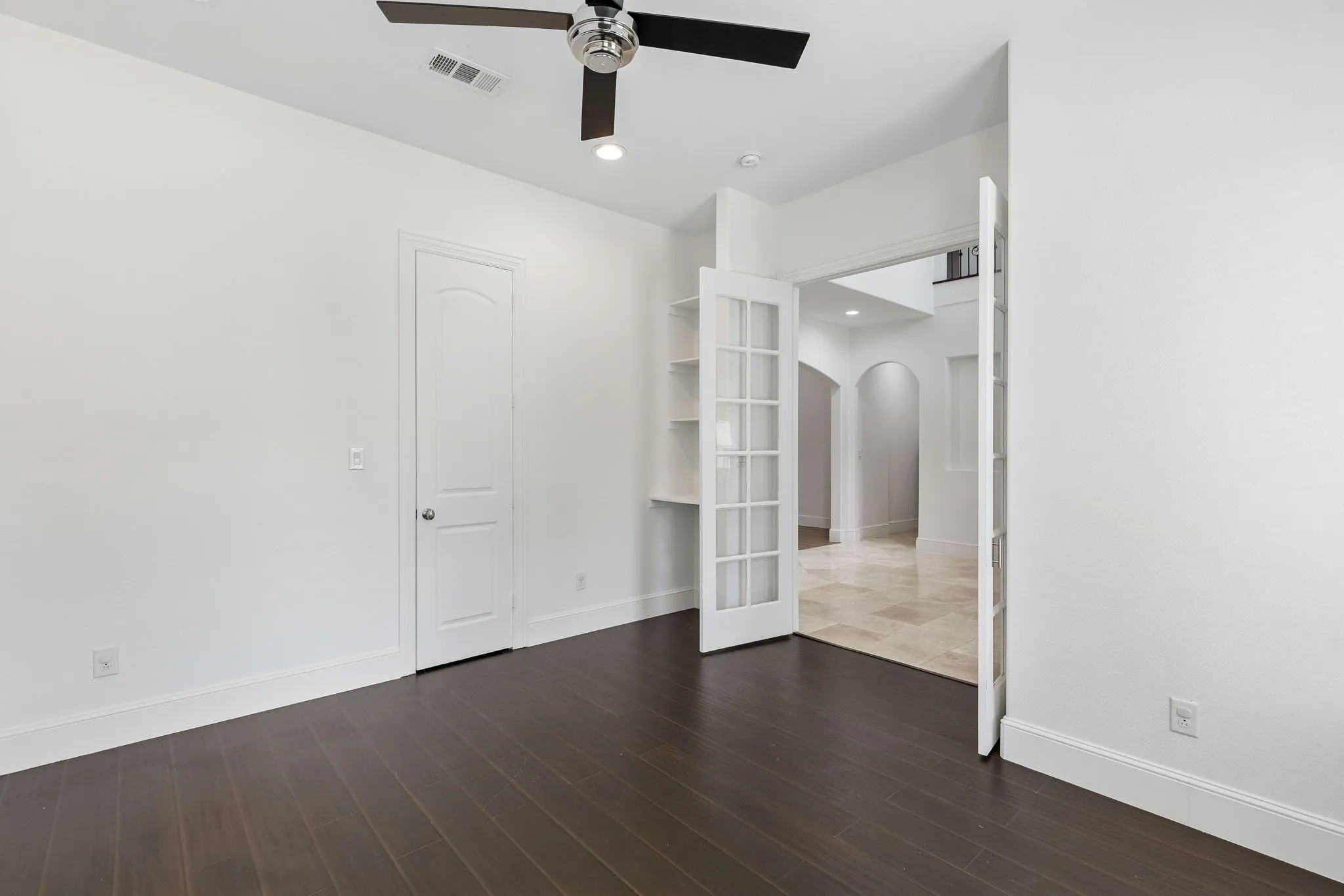Single Family Residence For Rent in Denton County , 1012 Mallard Way, Flower Mound, Texas 75028, 5 Bedroom, 4 Bathroom, 3 Garage spaces, 3,010 Sqft, built in 2013, mls#21387351, Real Estate Agent in Flower Mound, Homes For Rent in Denton county, Homes For Rent in Flower Mound, Realtor in Flower Mound Texas, Real Estate Brokerage Independent Realty Texas, Luminita Cordes Realtor