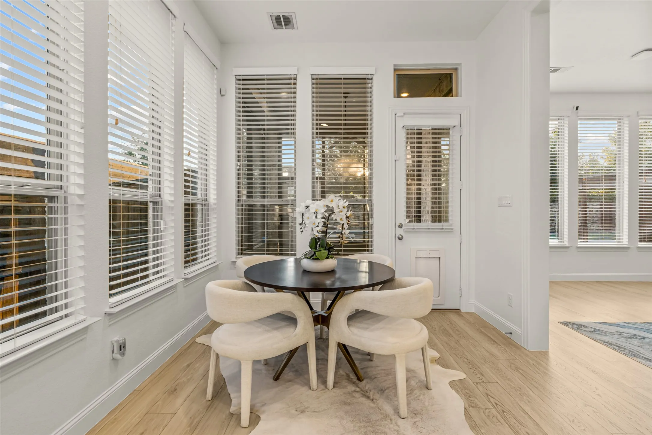 Single Family Residence For Sale in Denton County , 6631 Roughleaf Ridge Road, Flower Mound, Texas 76226, 4 Bedroom, 3 Bathroom, 3 Garage spaces, 3,051 Sqft, built in 2018, mls#21387710, Real Estate Agent in Flower Mound, Homes For Sale in Denton county, Homes For Sale in Flower Mound, Realtor in Flower Mound Texas, Real Estate Brokerage Independent Realty Texas, Luminita Cordes Realtor