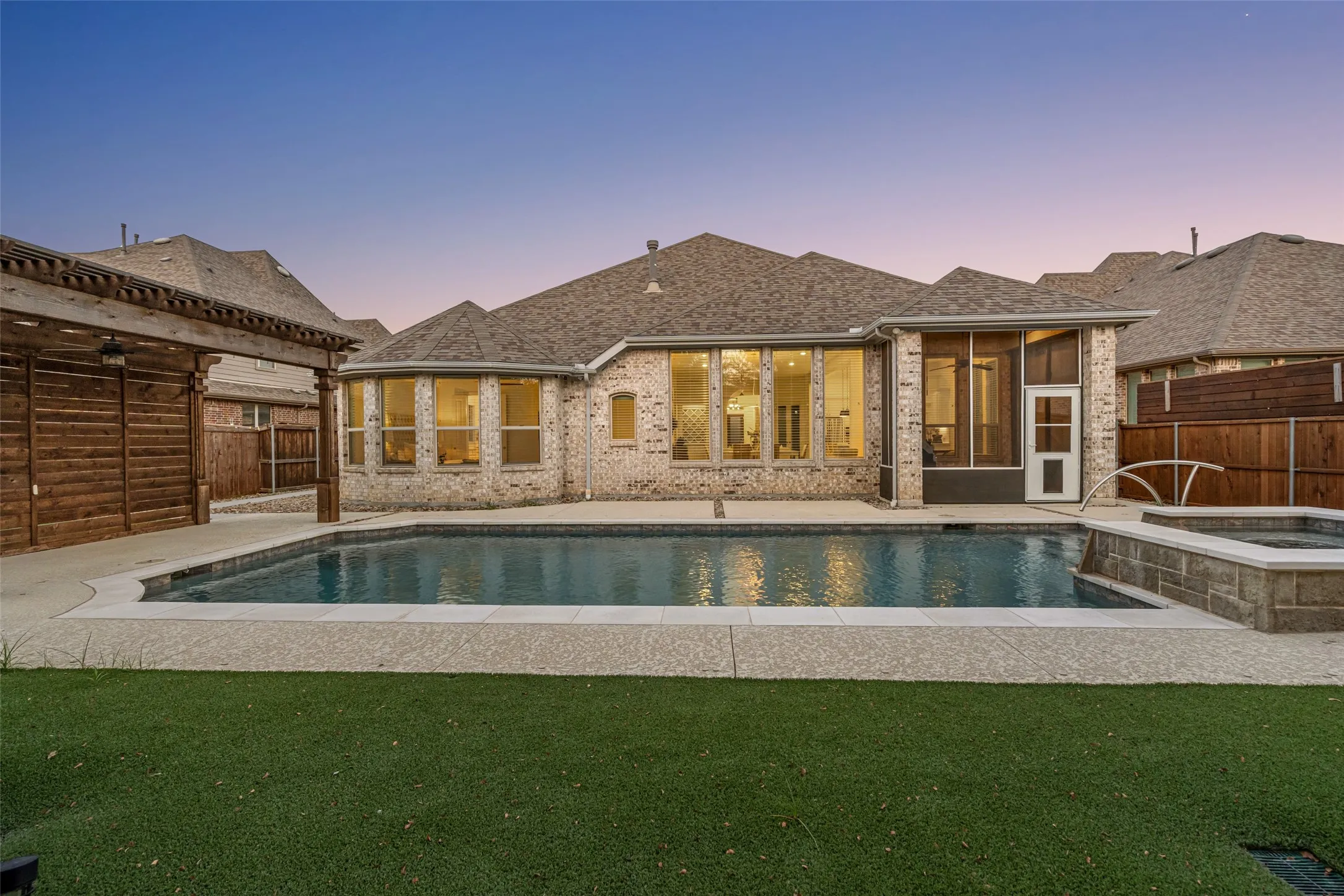 Single Family Residence For Sale in Denton County , 6631 Roughleaf Ridge Road, Flower Mound, Texas 76226, 4 Bedroom, 3 Bathroom, 3 Garage spaces, 3,051 Sqft, built in 2018, mls#21387710, Real Estate Agent in Flower Mound, Homes For Sale in Denton county, Homes For Sale in Flower Mound, Realtor in Flower Mound Texas, Real Estate Brokerage Independent Realty Texas, Luminita Cordes Realtor