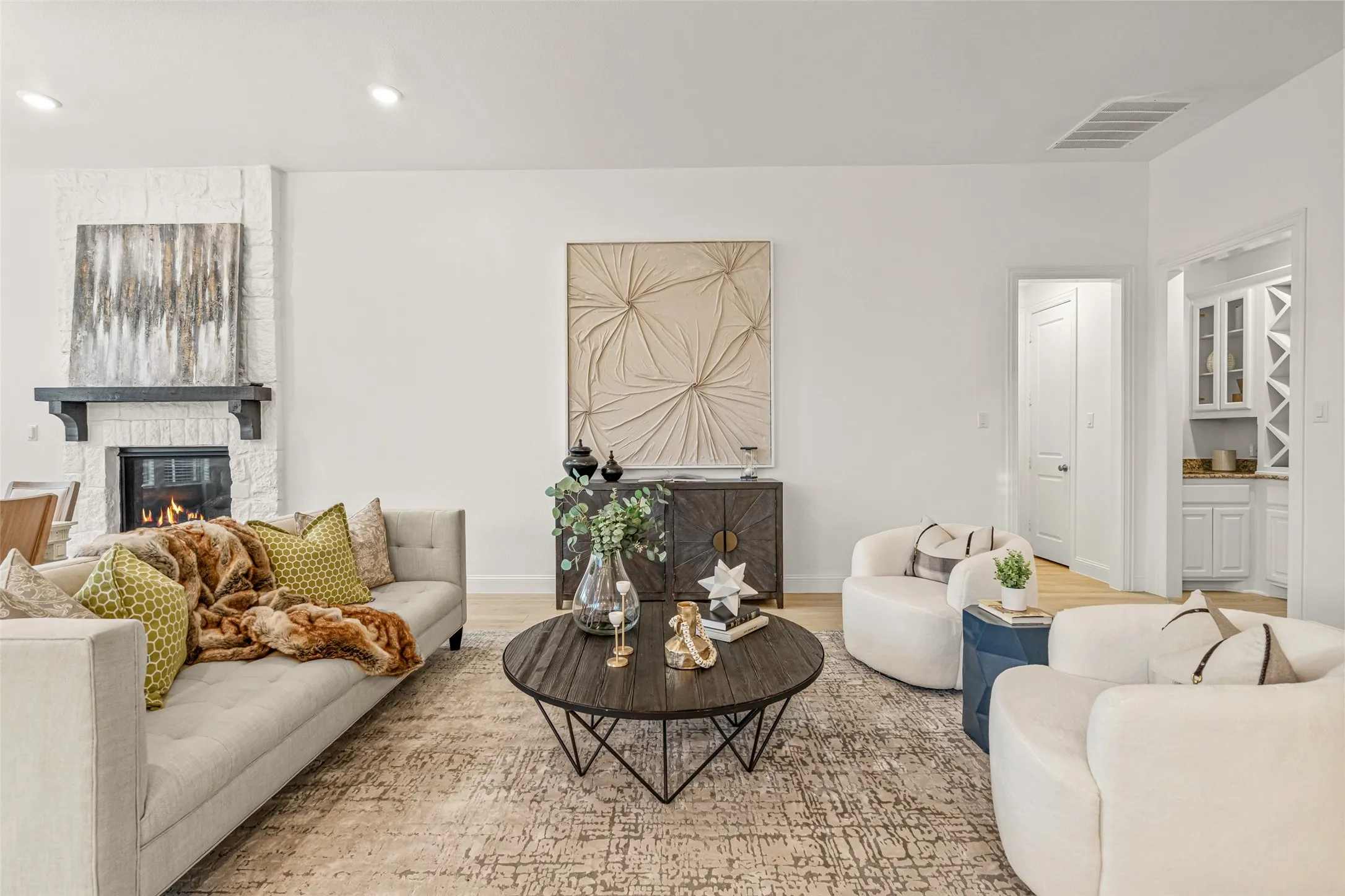 Single Family Residence For Sale in Denton County , 6631 Roughleaf Ridge Road, Flower Mound, Texas 76226, 4 Bedroom, 3 Bathroom, 3 Garage spaces, 3,051 Sqft, built in 2018, mls#21387710, Real Estate Agent in Flower Mound, Homes For Sale in Denton county, Homes For Sale in Flower Mound, Realtor in Flower Mound Texas, Real Estate Brokerage Independent Realty Texas, Luminita Cordes Realtor