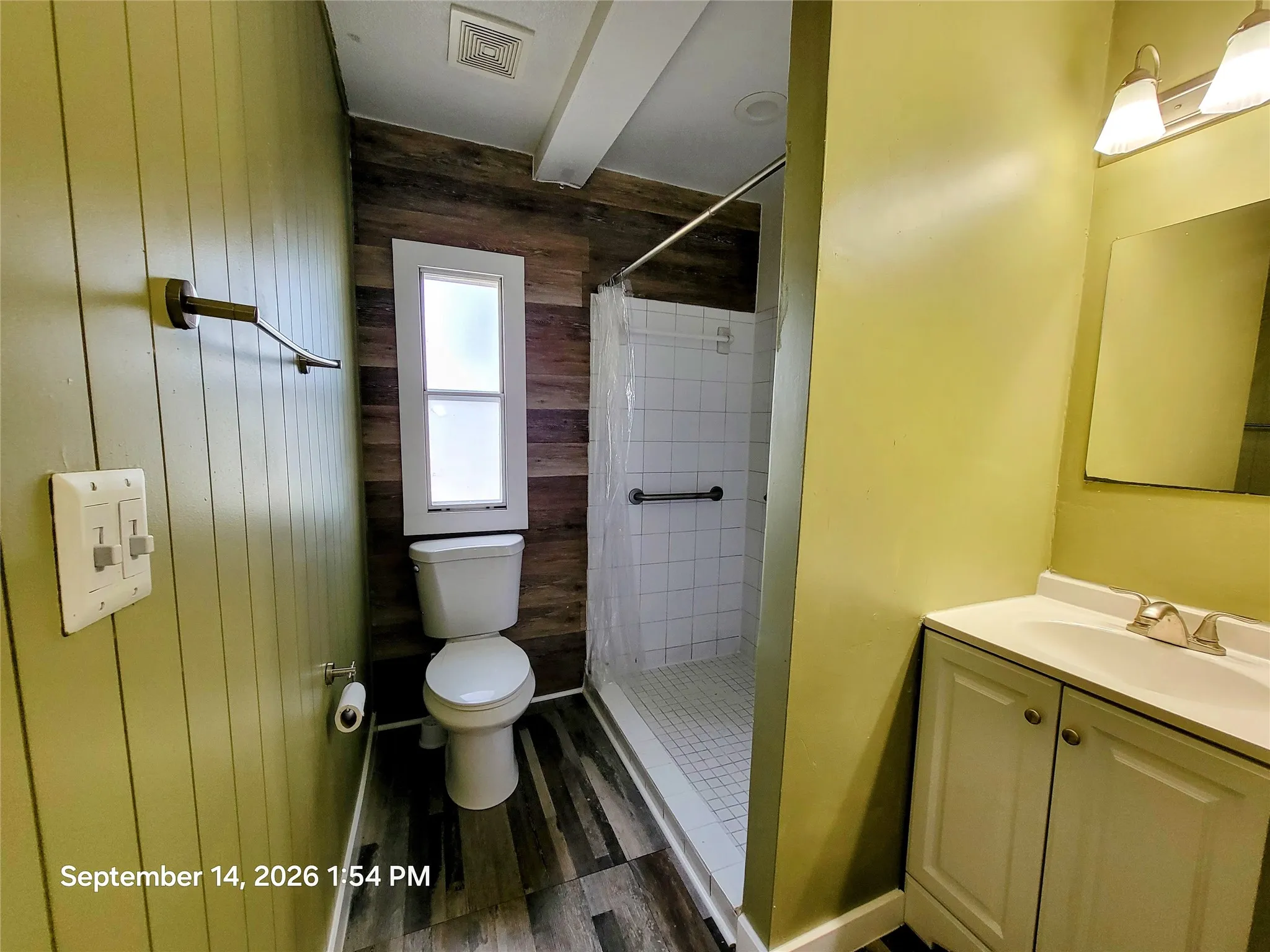 Mobile Home For Sale in Johnson County , 11309 County Road 510, Venus, Texas 76084, 3 Bedroom, 2 Bathroom, Garage spaces, 1,568 Sqft, built in 1996, mls#21367093, Real Estate Agent in Venus, Homes For Sale in Johnson county, Homes For Sale in Venus, Realtor in Venus Texas, Real Estate Brokerage Independent Realty Texas, Luminita Cordes Realtor