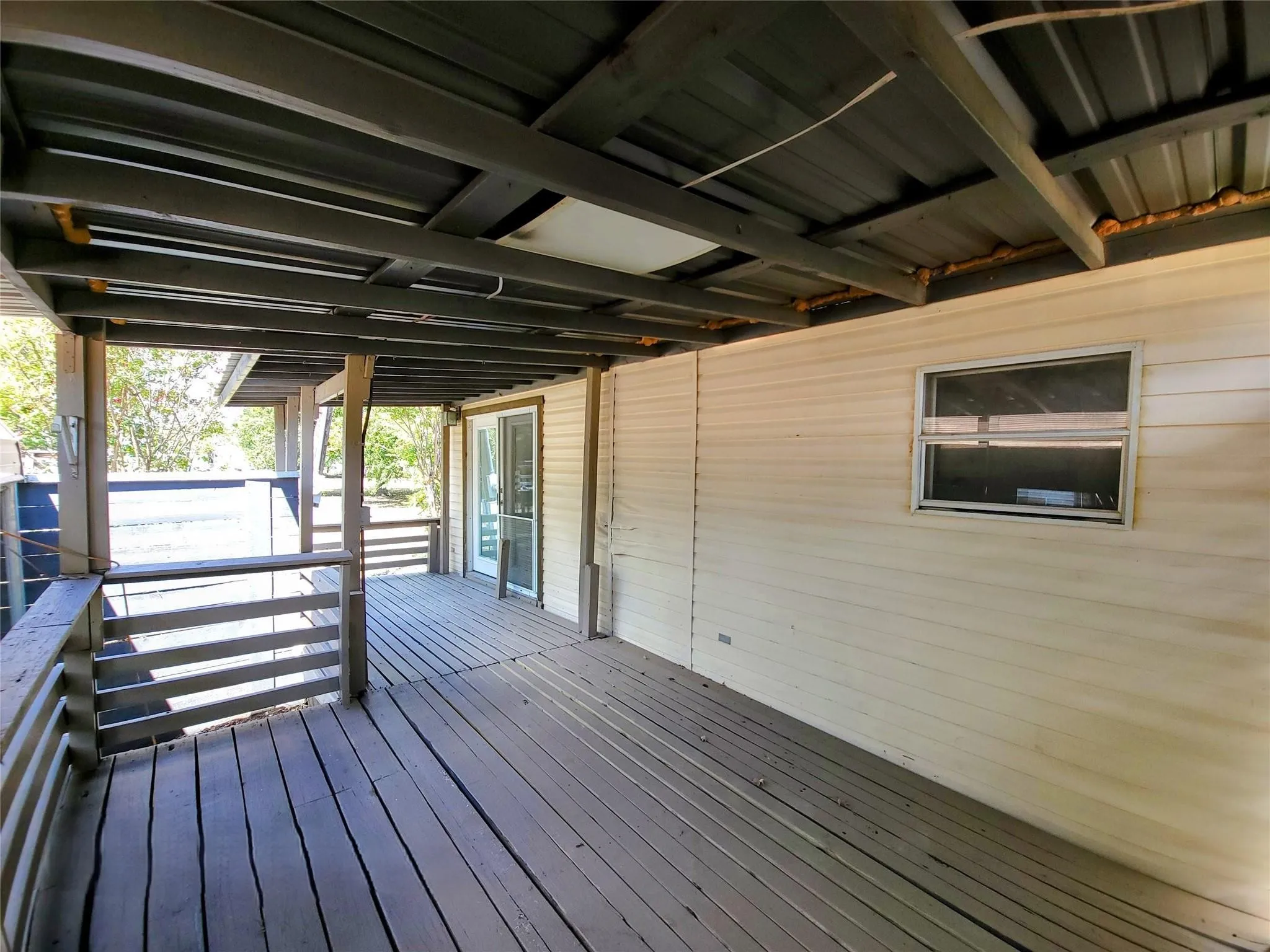 Mobile Home For Sale in Johnson County , 11309 County Road 510, Venus, Texas 76084, 3 Bedroom, 2 Bathroom, Garage spaces, 1,568 Sqft, built in 1996, mls#21367093, Real Estate Agent in Venus, Homes For Sale in Johnson county, Homes For Sale in Venus, Realtor in Venus Texas, Real Estate Brokerage Independent Realty Texas, Luminita Cordes Realtor