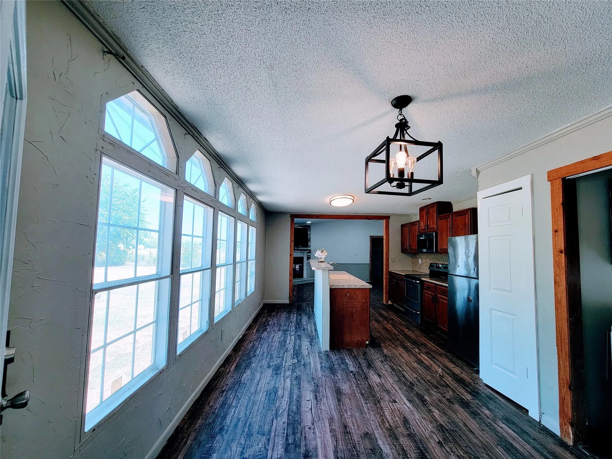 Mobile Home For Sale in Johnson County , 11309 County Road 510, Venus, Texas 76084, 3 Bedroom, 2 Bathroom, Garage spaces, 1,568 Sqft, built in 1996, mls#21367093, Real Estate Agent in Venus, Homes For Sale in Johnson county, Homes For Sale in Venus, Realtor in Venus Texas, Real Estate Brokerage Independent Realty Texas, Luminita Cordes Realtor