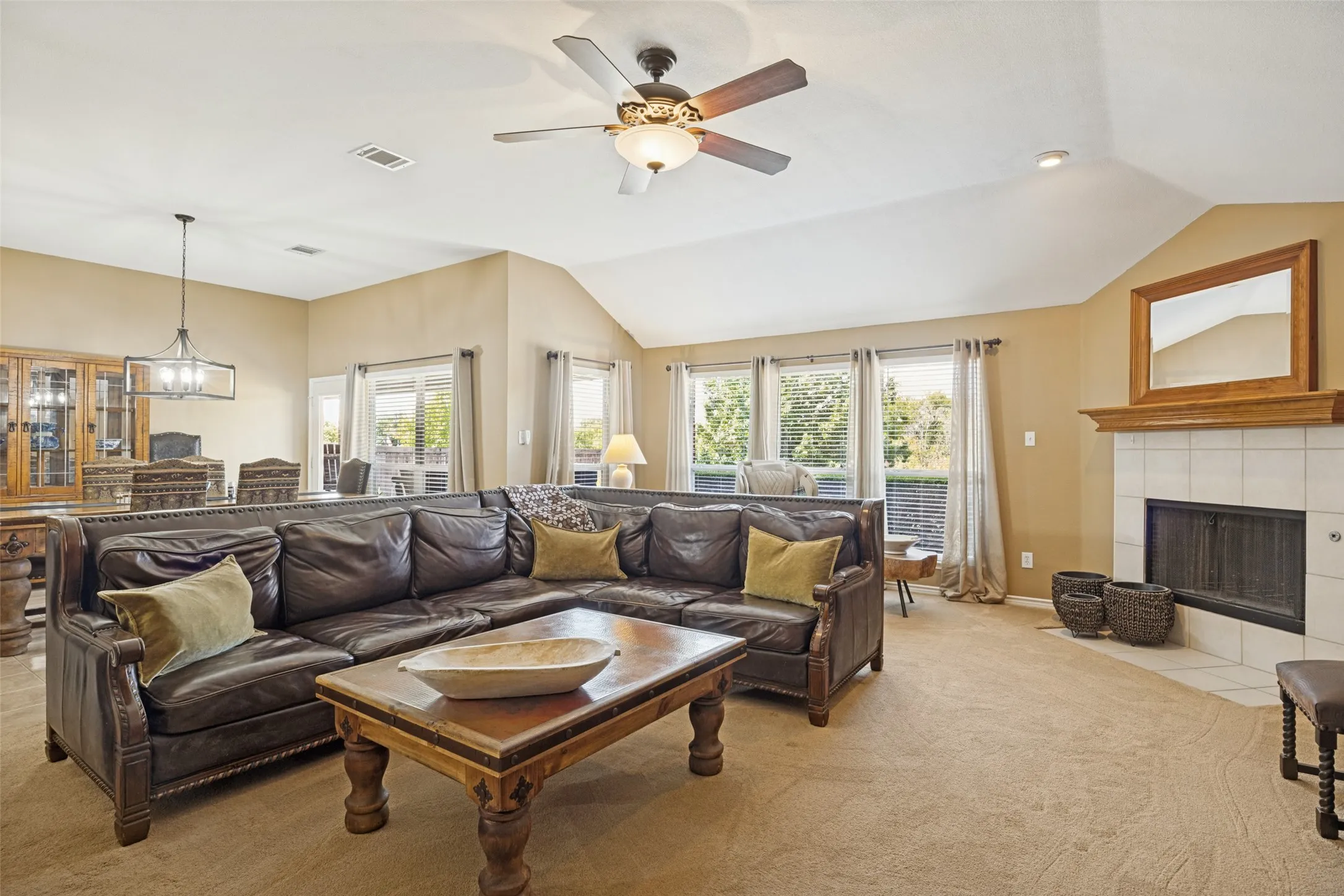 Single Family Residence For Sale in Collin County , 2007 Stonecrest Trail, Wylie, Texas 75098, 4 Bedroom, 3 Bathroom, 3 Garage spaces, 2,972 Sqft, built in 2003, mls#21387717, Real Estate Agent in Wylie, Homes For Sale in Collin county, Homes For Sale in Wylie, Realtor in Wylie Texas, Real Estate Brokerage Independent Realty Texas, Luminita Cordes Realtor